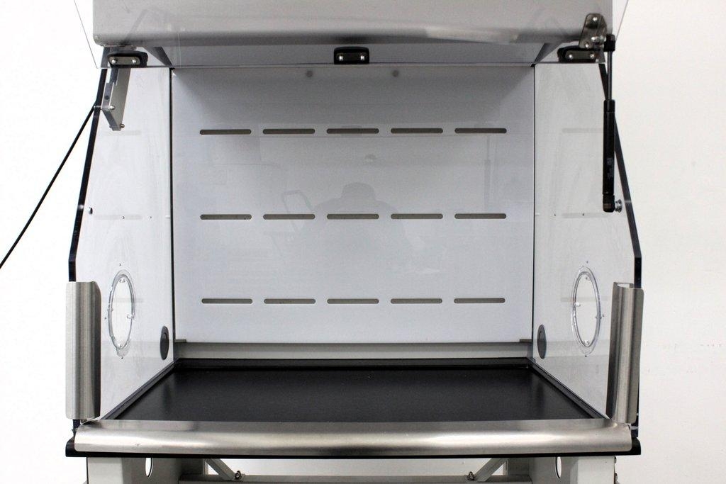 NuAire NU-813 Biosafety Cabinet Ventilated Enclosure HEPA Filtered Airflow