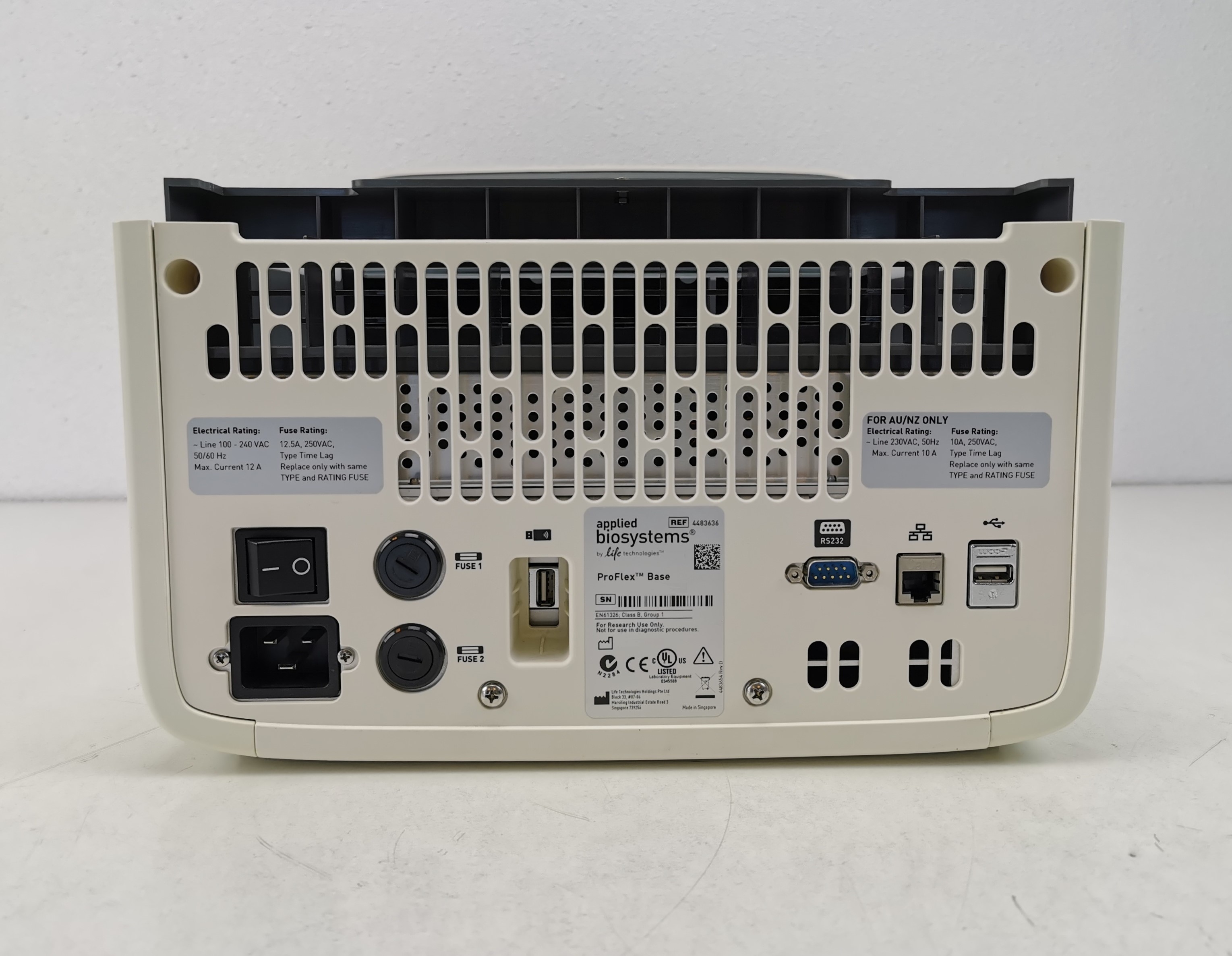 Applied Biosystems ProFlex PCR Thermal Cycler 0-100C Turn-Key in Use