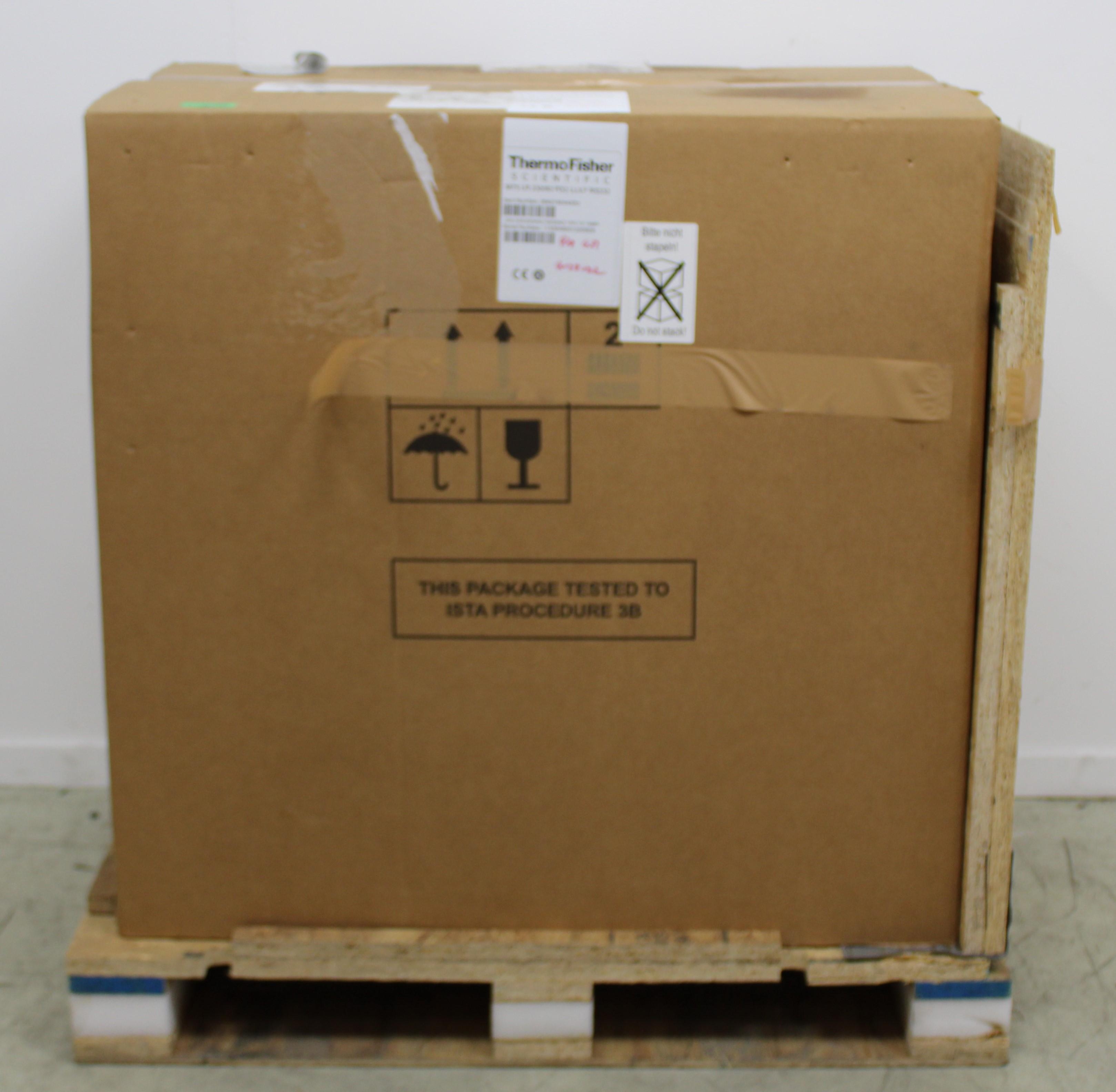 Thermo Merlin 75 Chiller Recirculating -15C to +35C 2156W Cooling Capacity