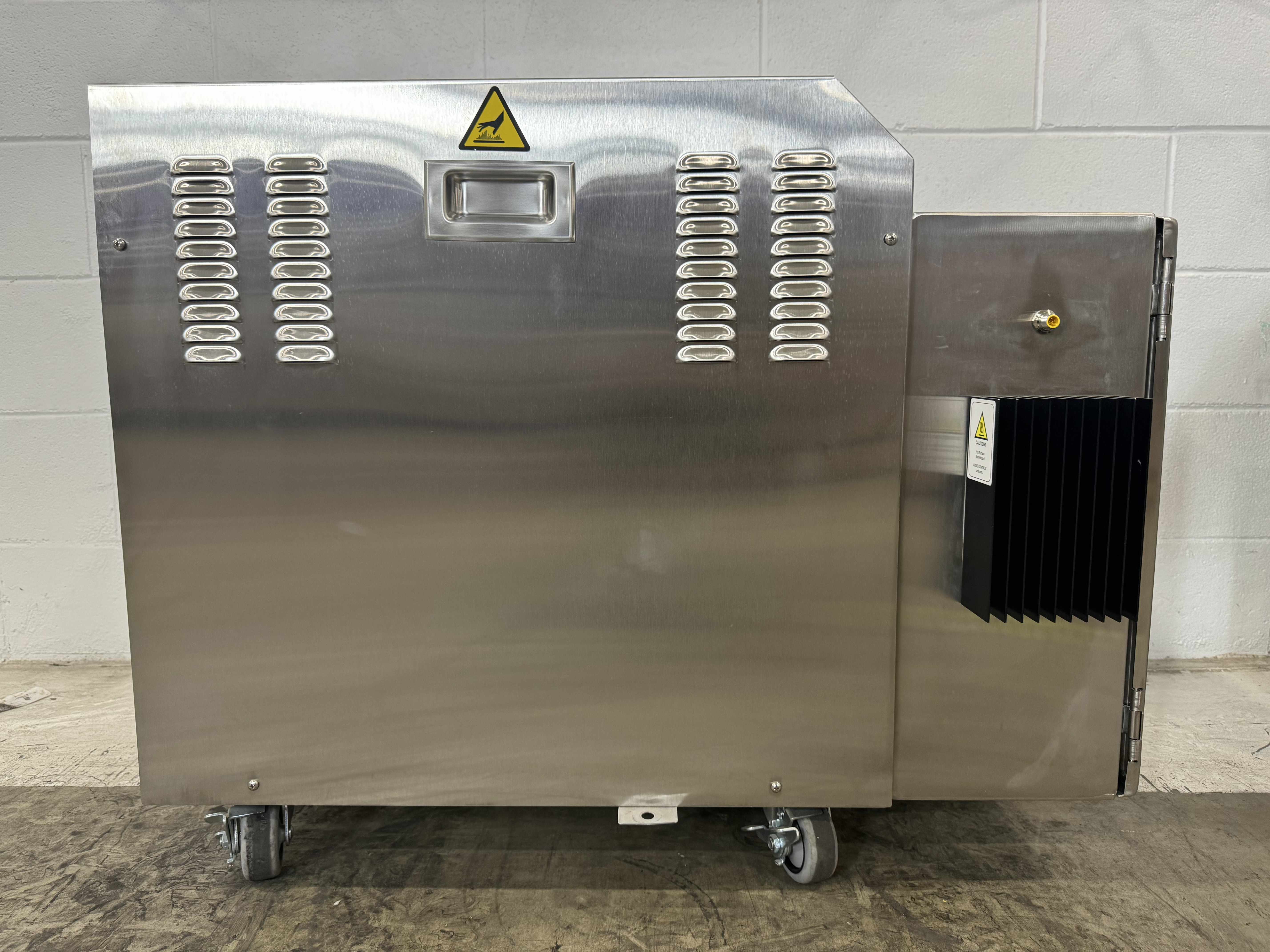 Mokon DT4C24AHC Circulating Water Temperature Control System, 250F Capability