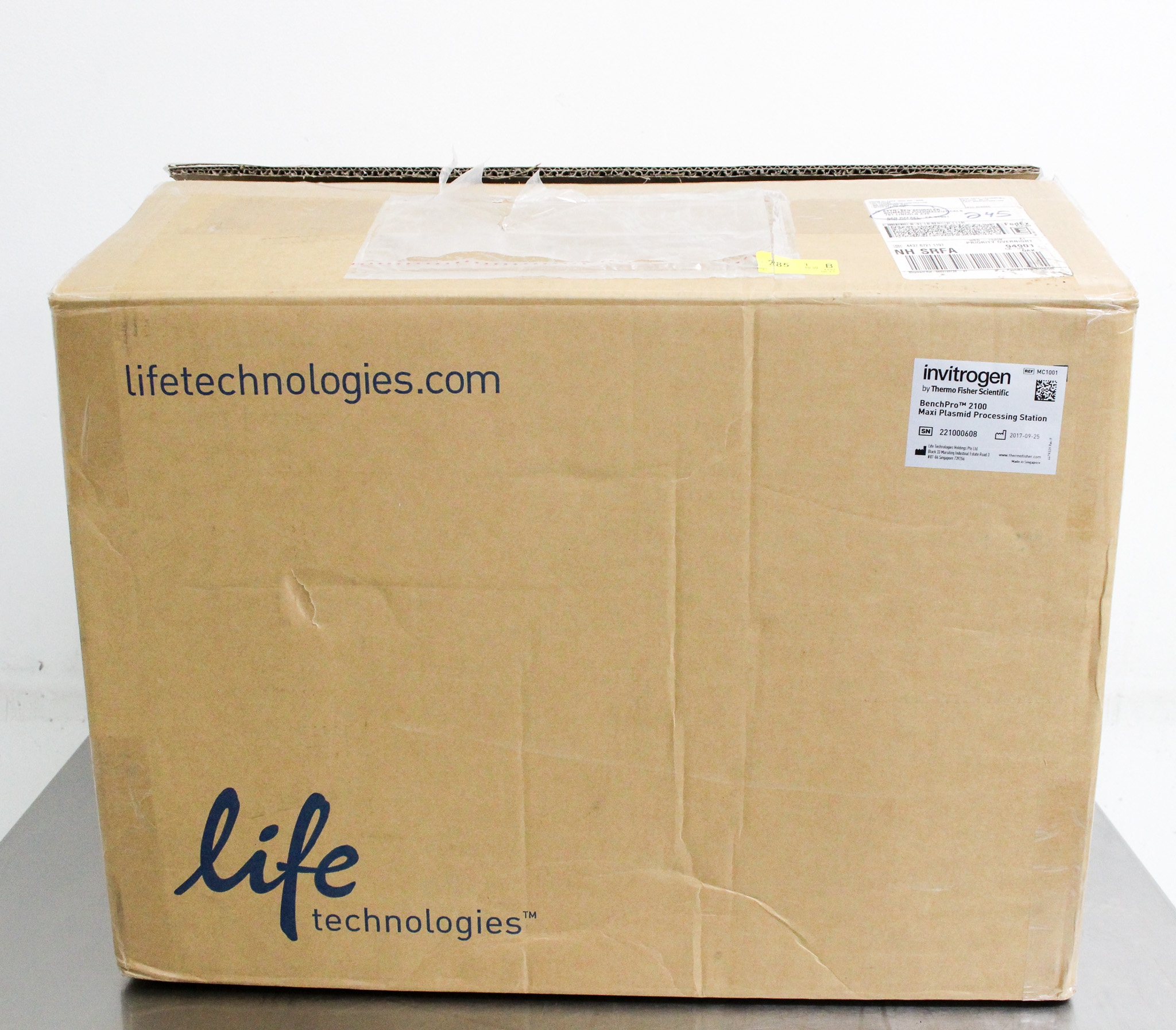 Invitrogen BenchPro 2100 DNA Purification System High Quality Automated Process