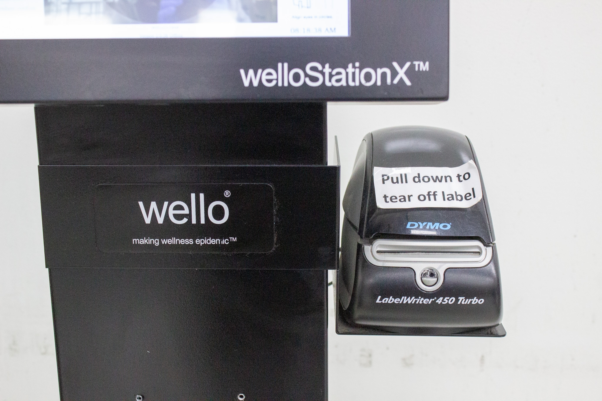 Wello WelloStationX Clinical Non-Contact Thermometer Kiosk Temperature Screening