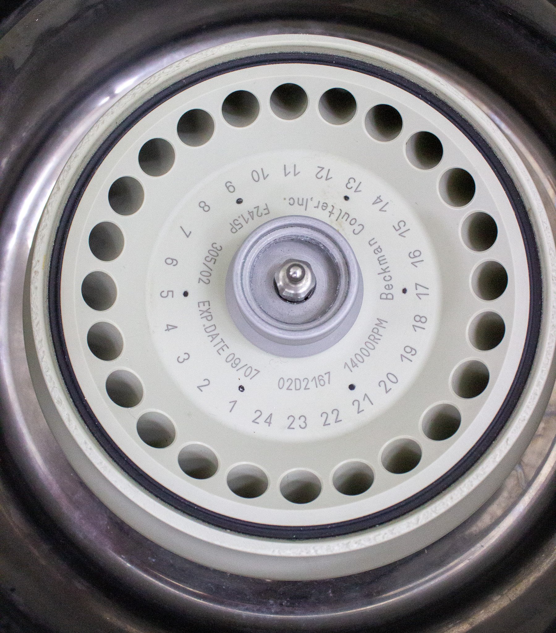 Beckman Coulter Microfuge 22R Benchtop Centrifuge -10 to 40C 14000RPM