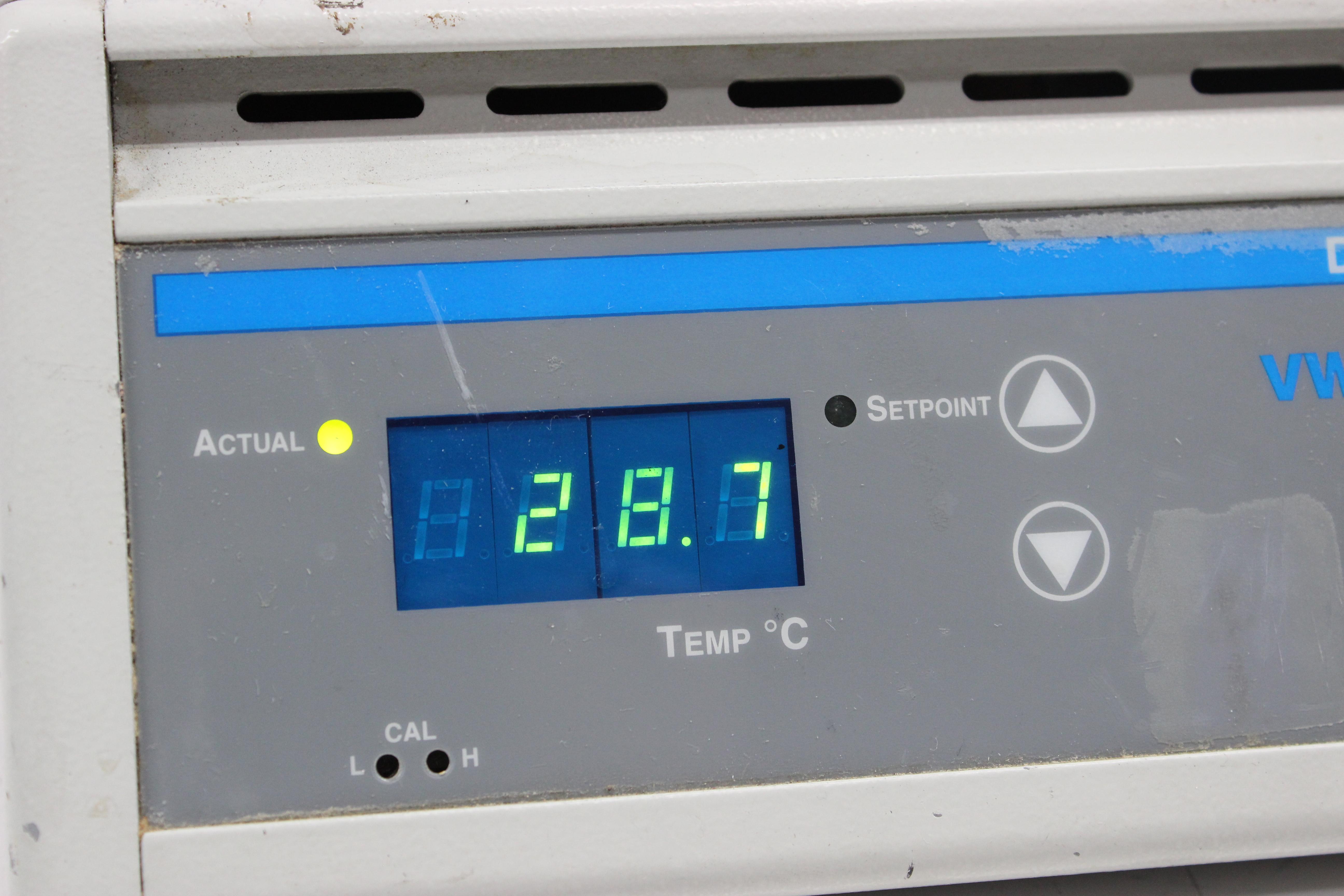 VWR Digital Heatblock Small Benchtop Equipment Heat Block Used Power Cord