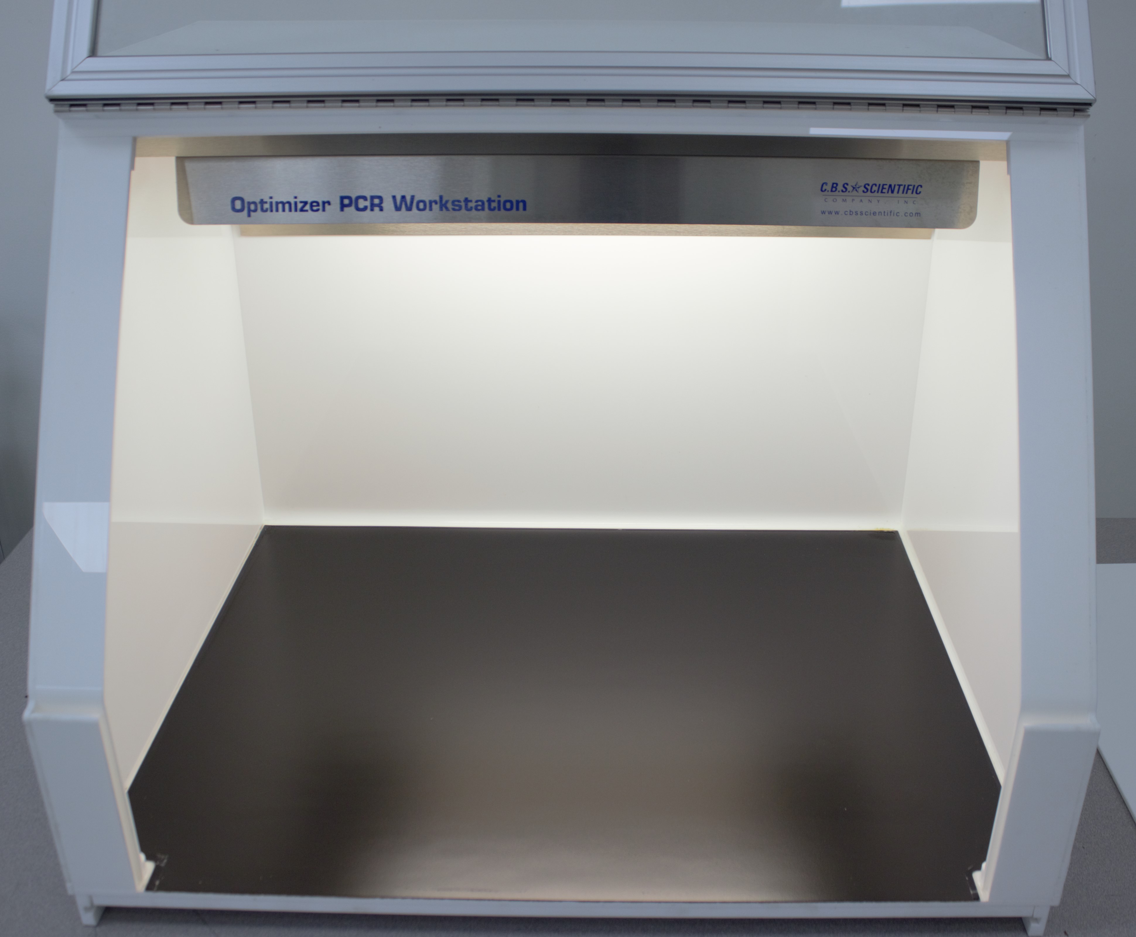 C.B.S. Scientific PCR Workstation P-030-202 Dual UV Design 254nm Reflection