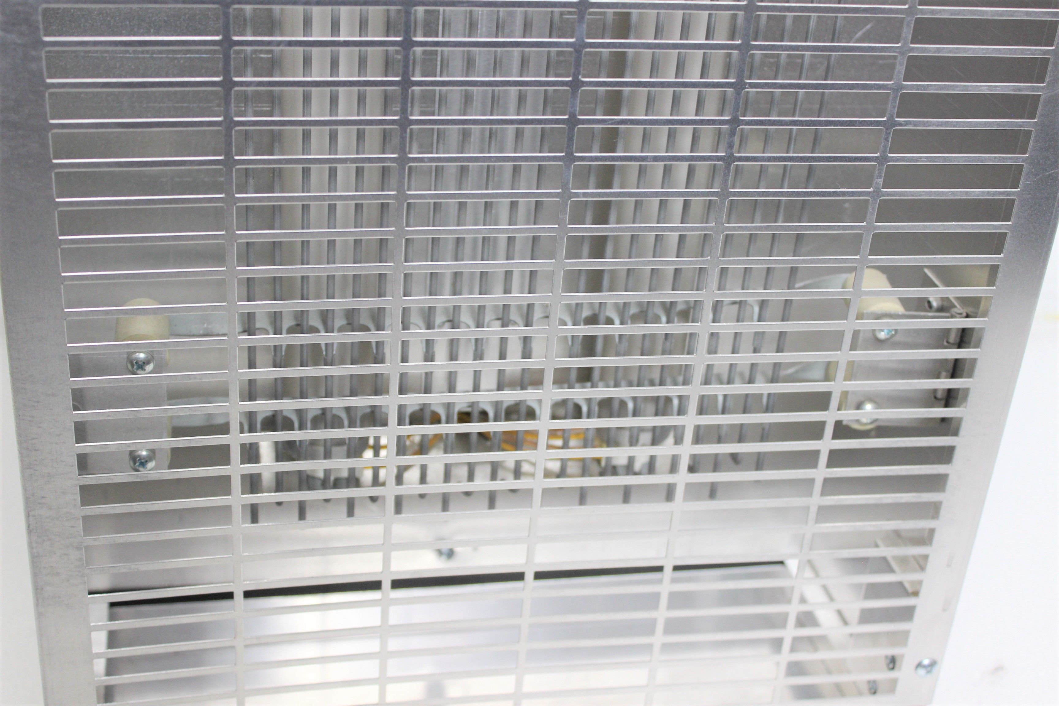 Gardner AG-970 Electrocutor Insect Trap 80W, Non-Chemical, 2500 sq. ft. Range