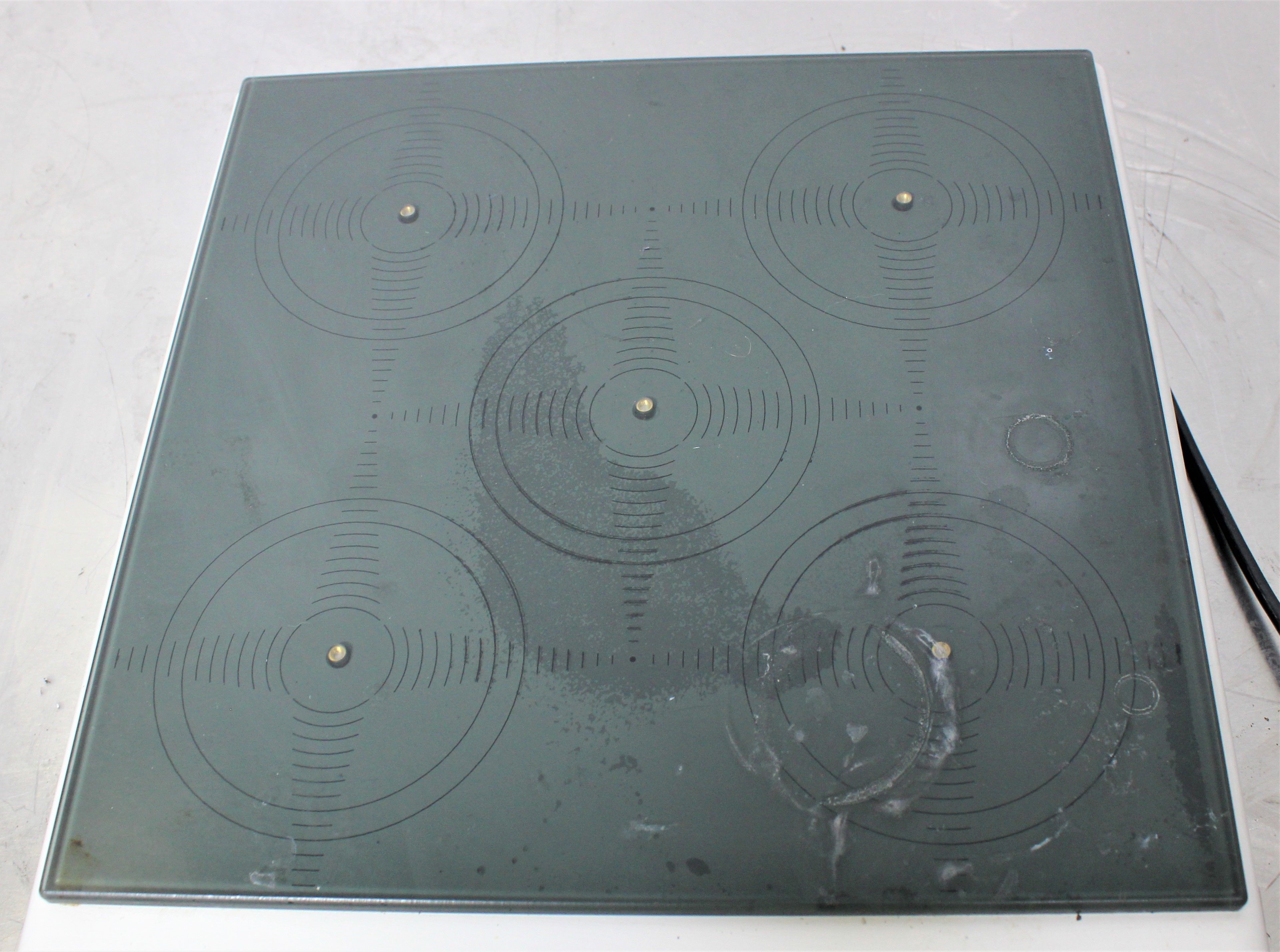 Thermolyne S45625 Magnetic Stirrer Homogenizer Stirrer 5-Place 1000ml Capacity