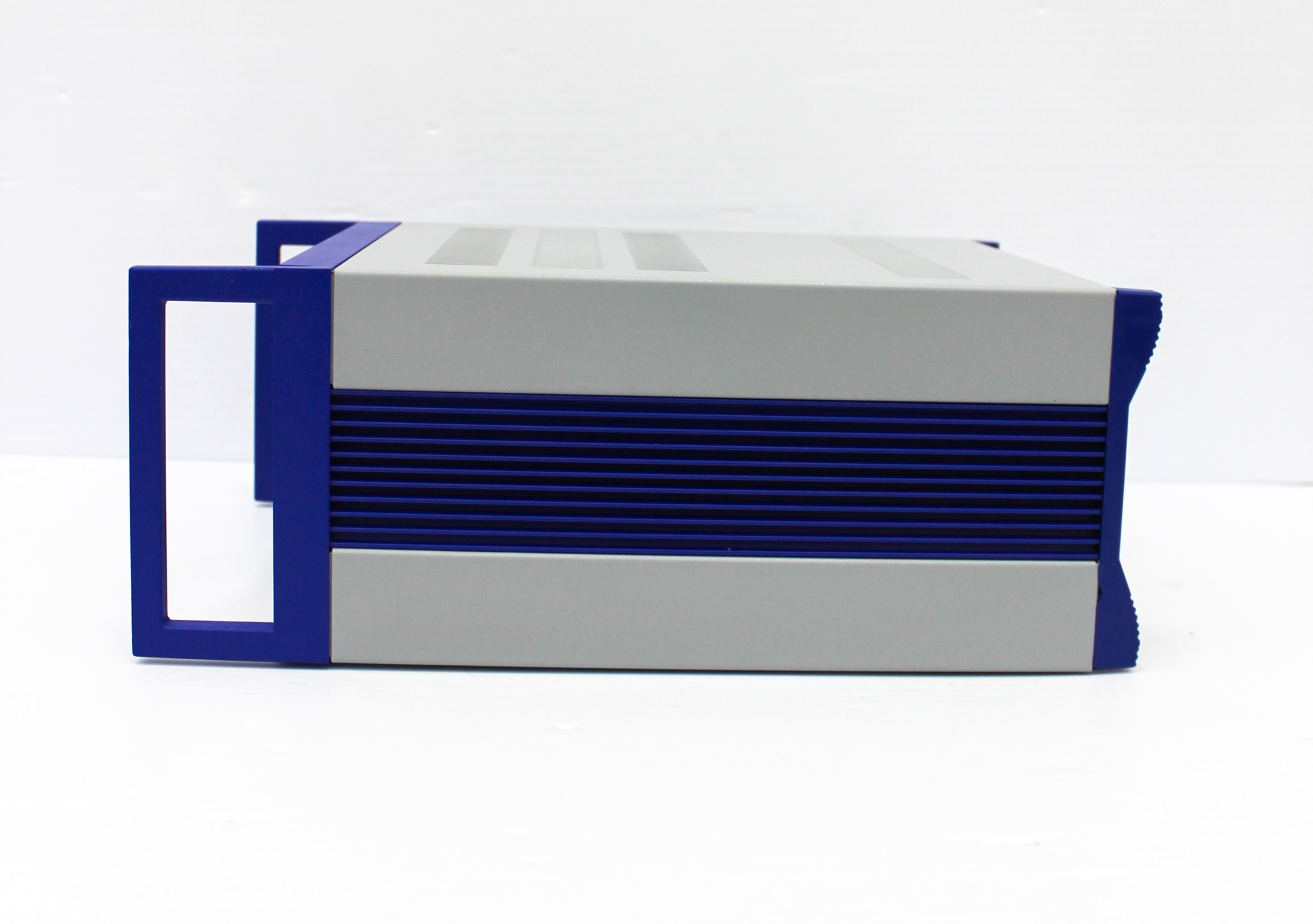 PI E-501.00X Modular Piezo Controller with Amplifier Modules Controls