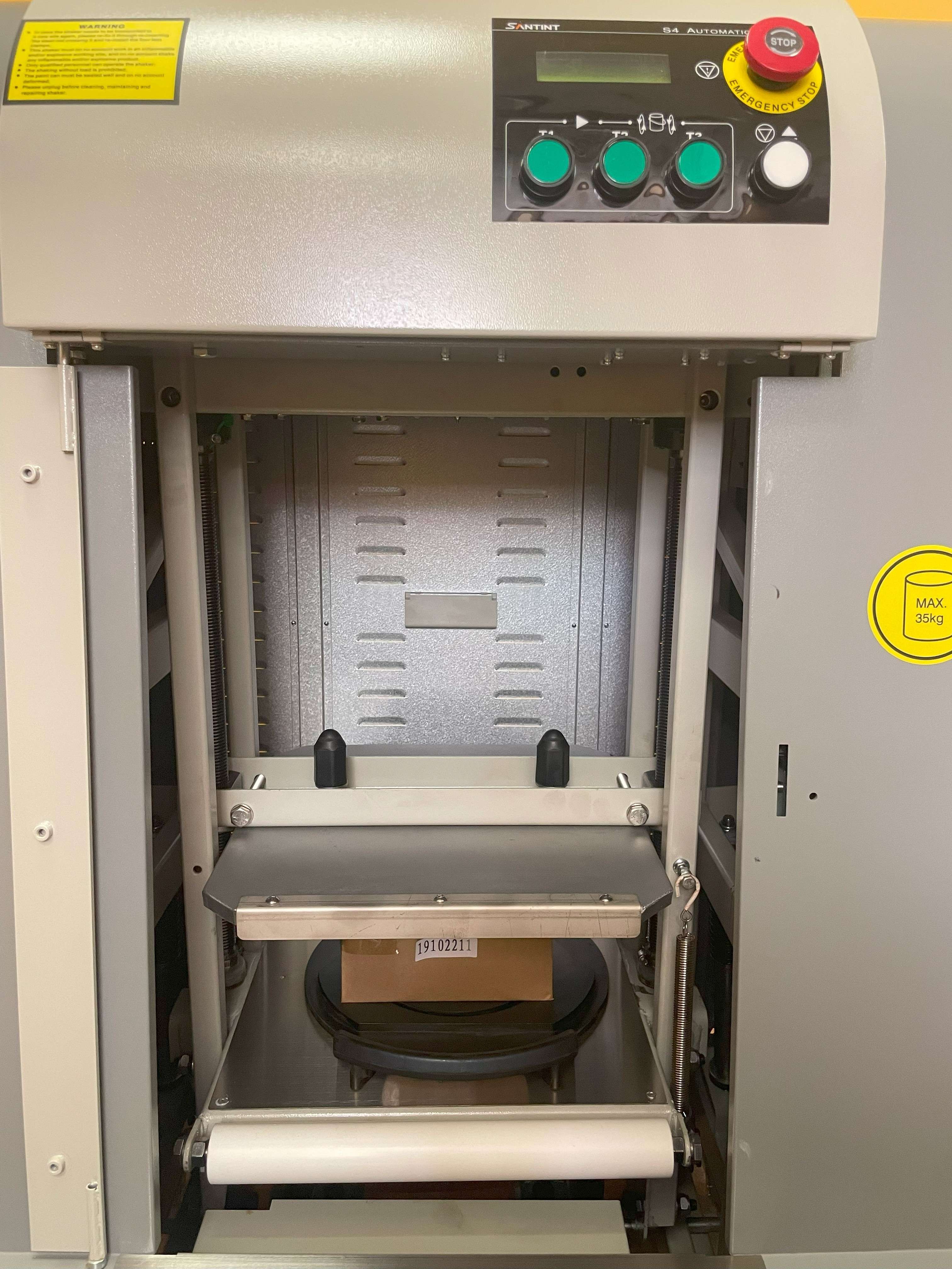 Santint S4 Automatic Shaker, 680 RPM, 5-Gallon Capacity, Used in Excellent Condition