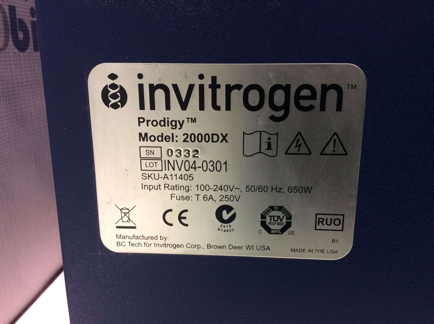 Invitrogen 2000DX Microarray System Walk-Away Automation For Labs