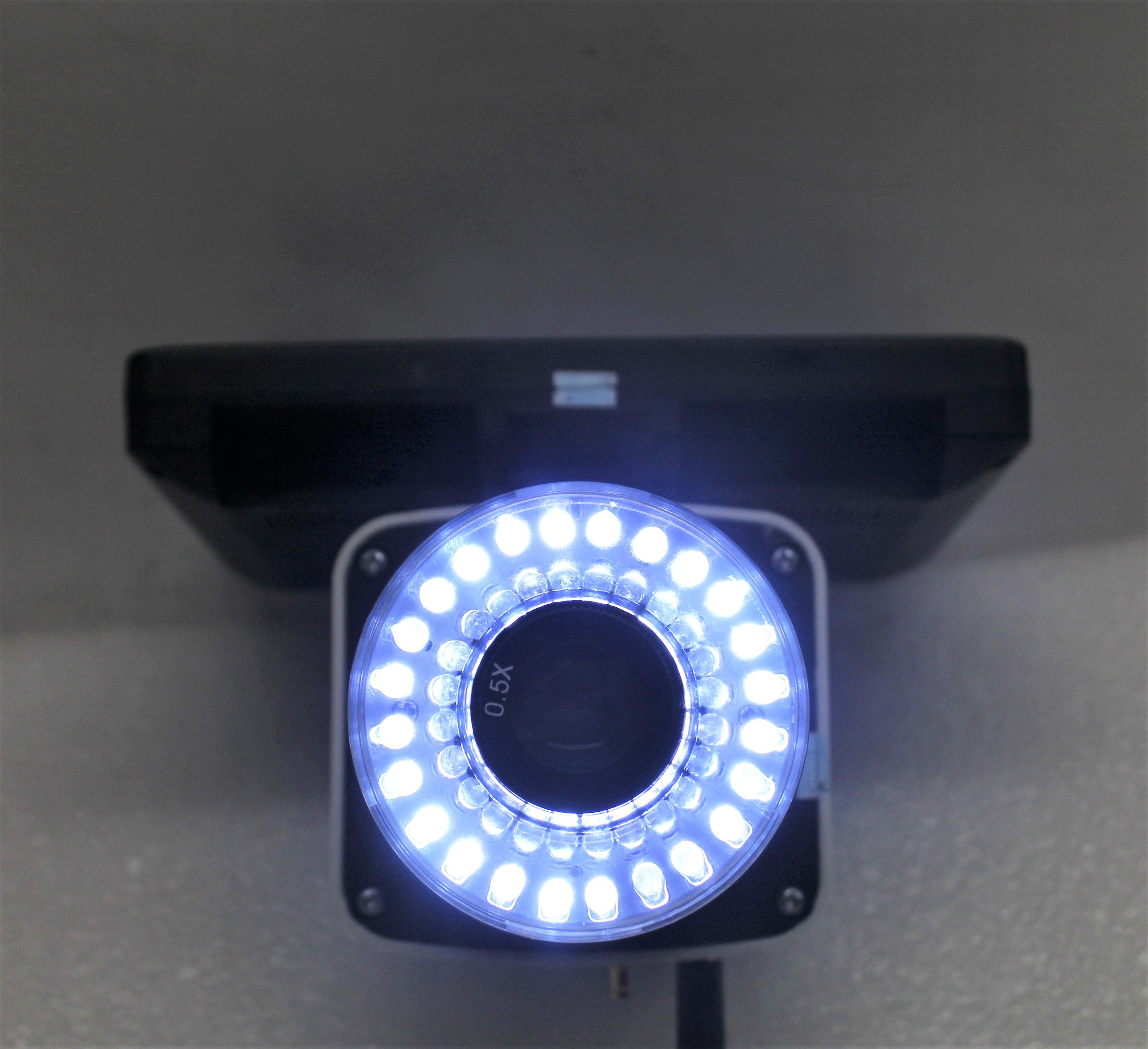 Unknown 8 in LCD Video Zoom Microscope 0.35x-2.25x LED Illumination