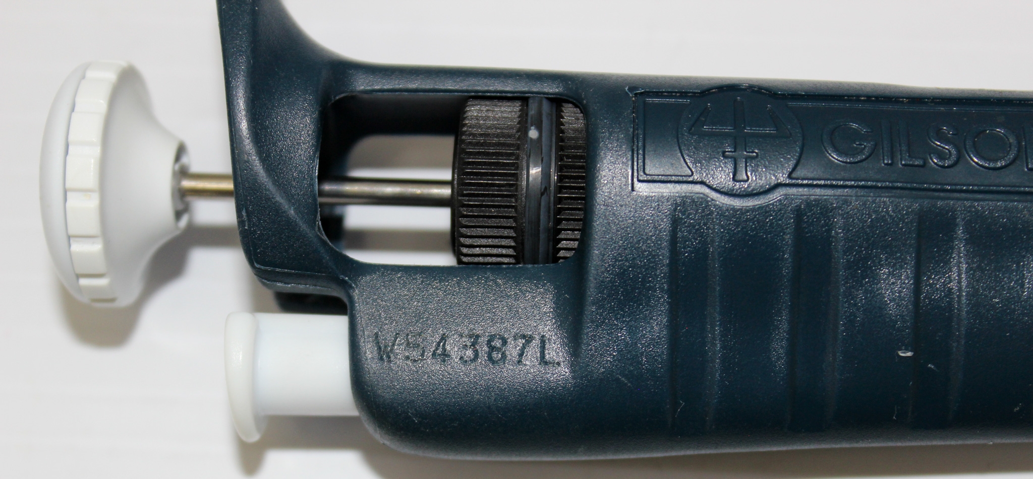 Gilson P100 Pipetman Neo Precision Pipettor with Smooth Stroke, Used