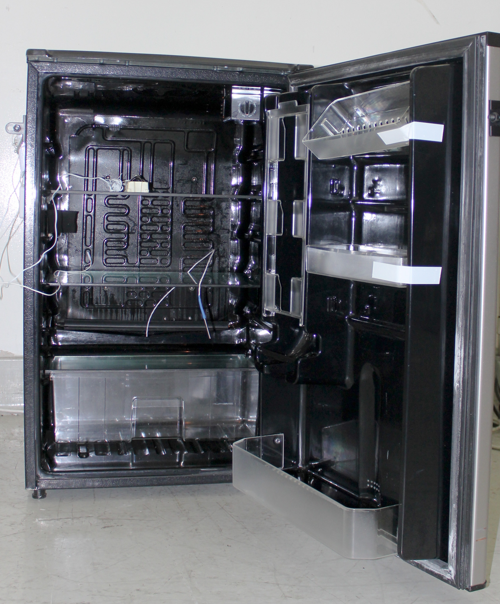 Sanyo SR-4912M Laboratory Refrigerator 4.4 cu. ft. Compact Stainless Steel