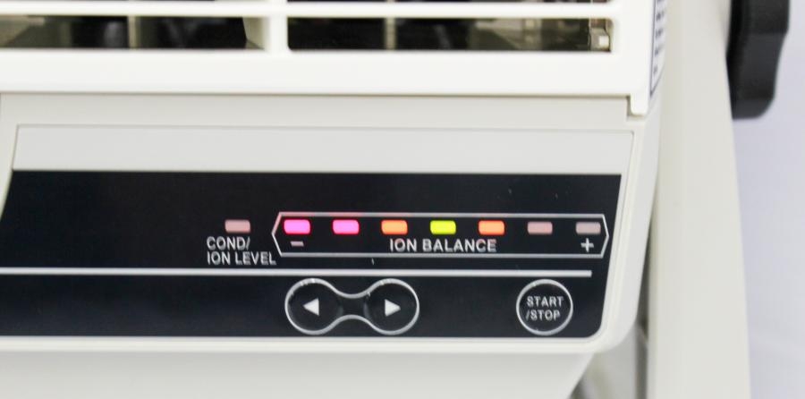 Keyence SJ-F5500 Static Eliminator Blower High-Speed Precision 7000V Output