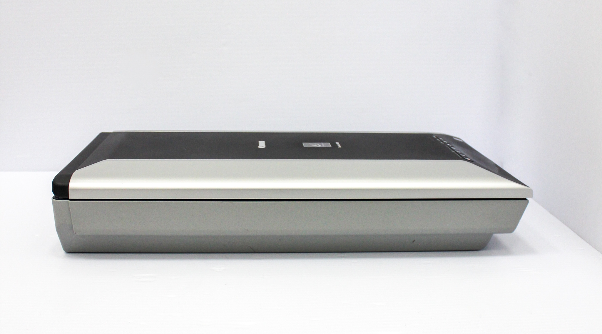 Canon CanoScan 5600F Scanner 35mm Film Slide Holder Photographic Scans