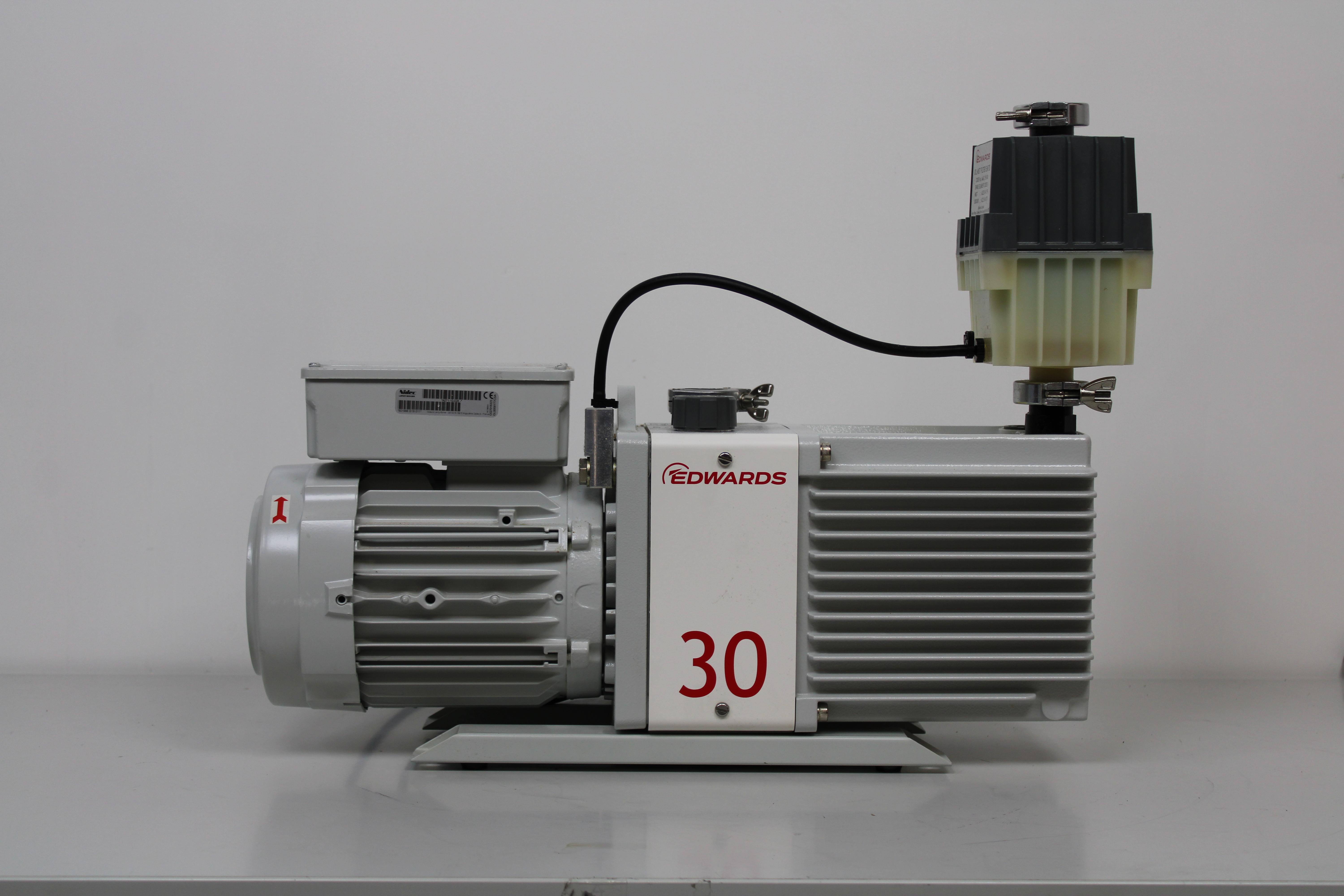 Edwards E2M30 Rotary Vane Vacuum Pump 11.4 CFM, 120V/220V, Used