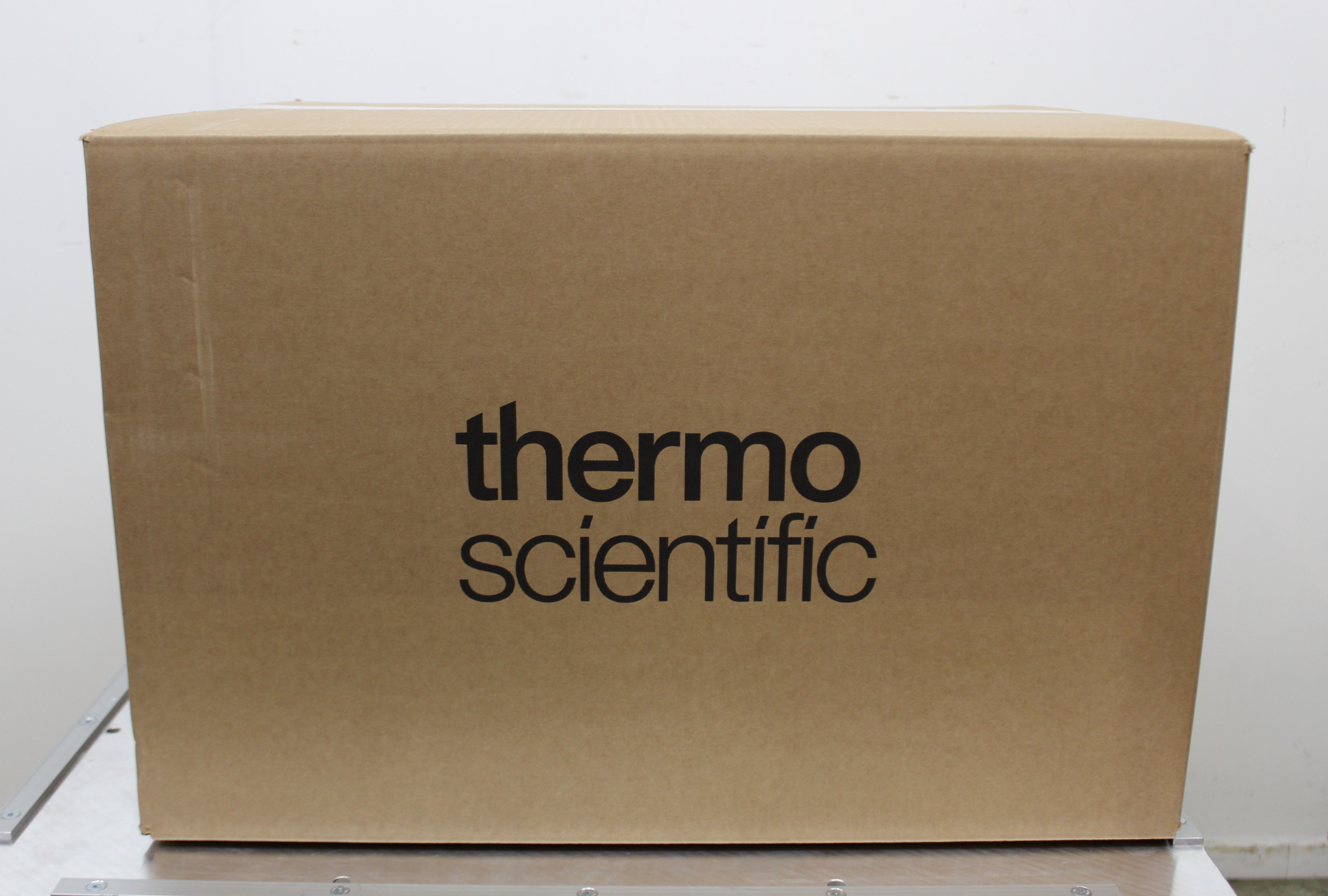 Thermo VWD-2G ICS-3000 HPLC Detector Single Channel 240V Used Germany