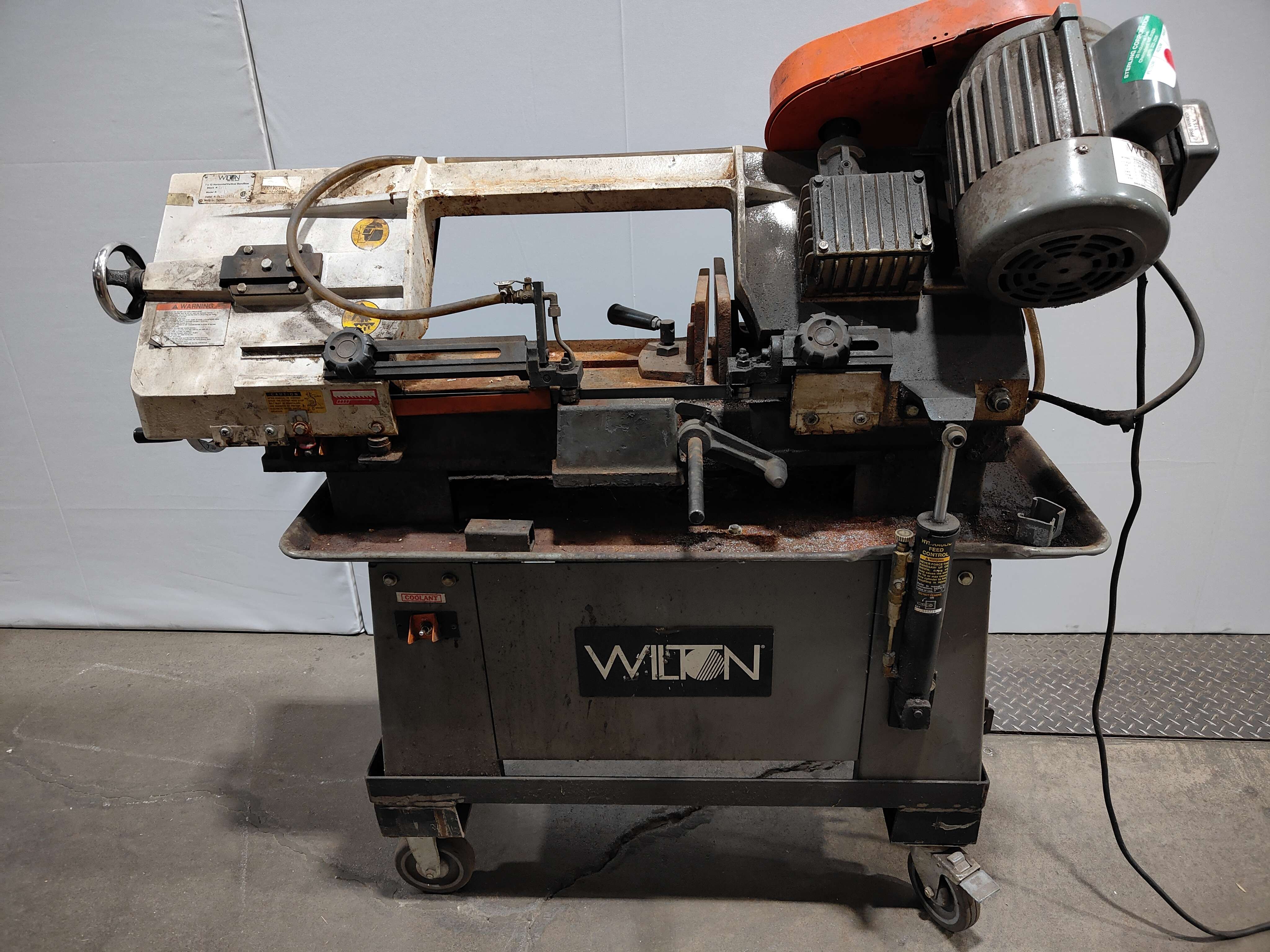Wilton 3410 7x10 Metalworking Band Saw in Fair Condition Adjustable Features