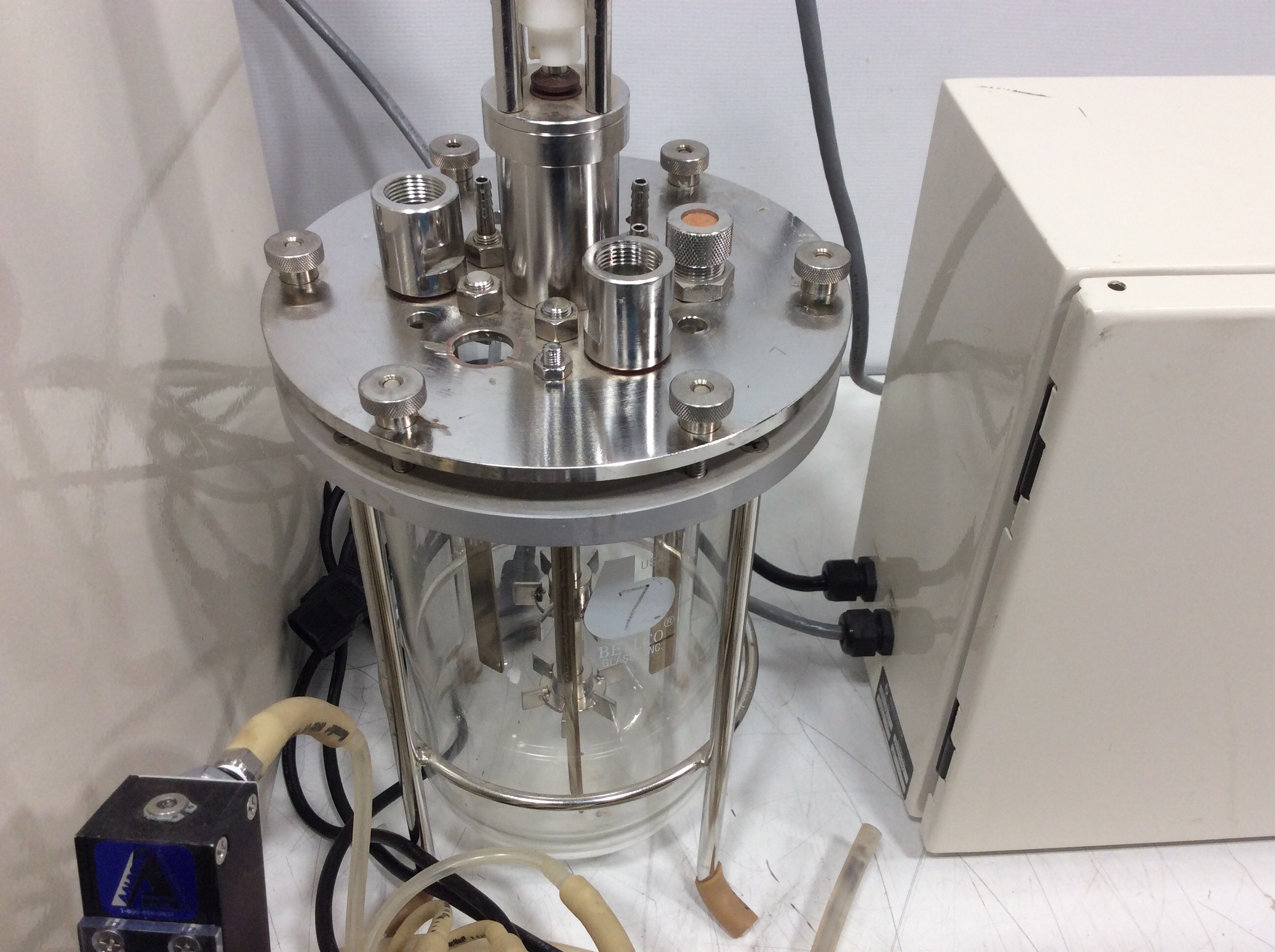 Bellco CellTrol Dual Bioreactor Controller with Gas Blender 120V 60Hz Parts Only