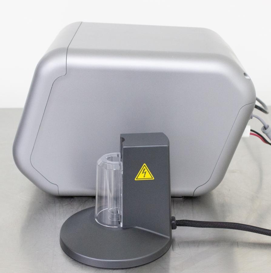 Invitrogen MPK5000 Molecular Biology Neon Transfection System 120V/220V 5000RPM