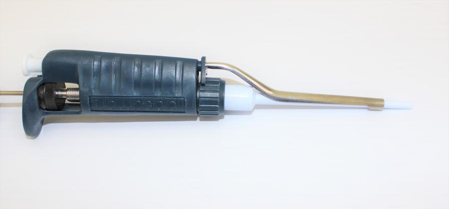 Gilson P200 Pipetman Manual Pipet 1-Channel Air-Displacement 0.2-10 mL Used