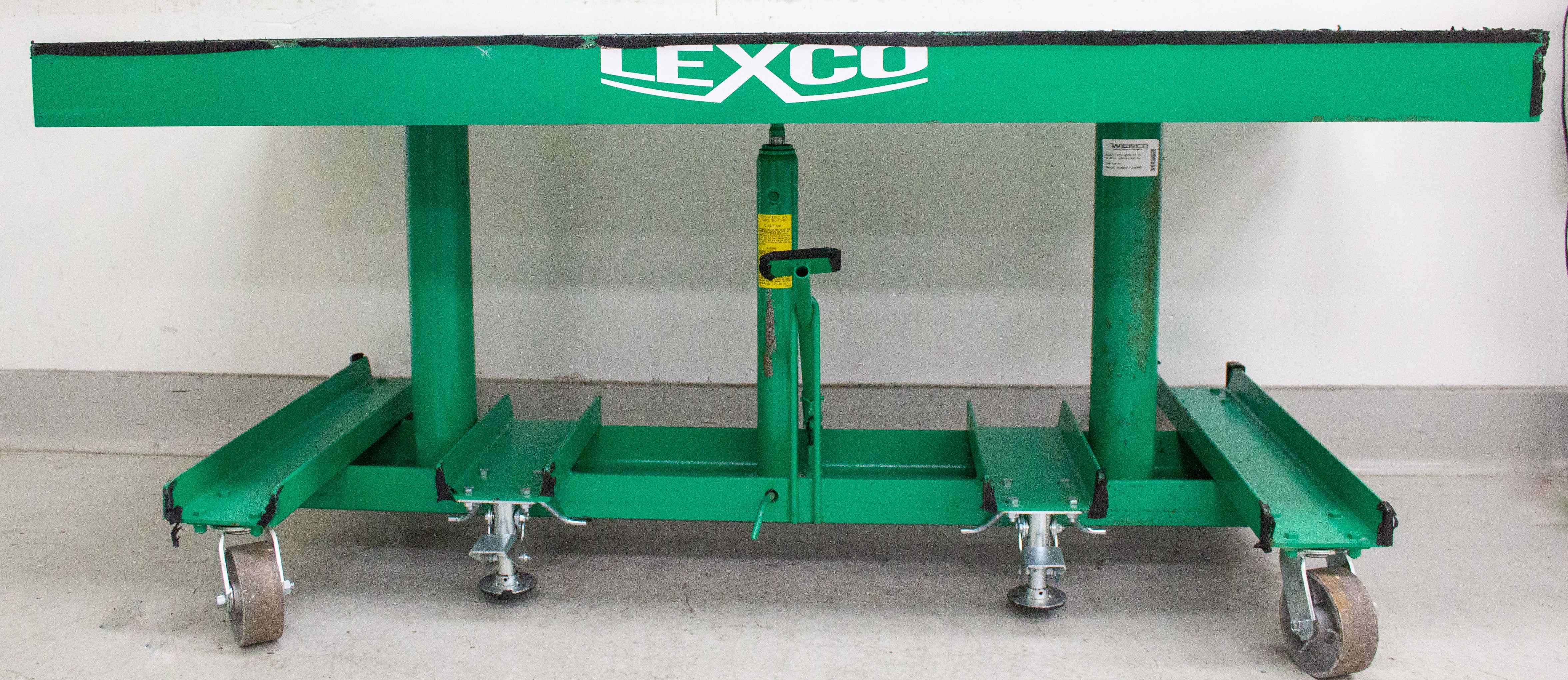 Wesco Lexco STN-3006-SF-A Hydraulic Lift Table 2000lb Capacity Heavy Duty
