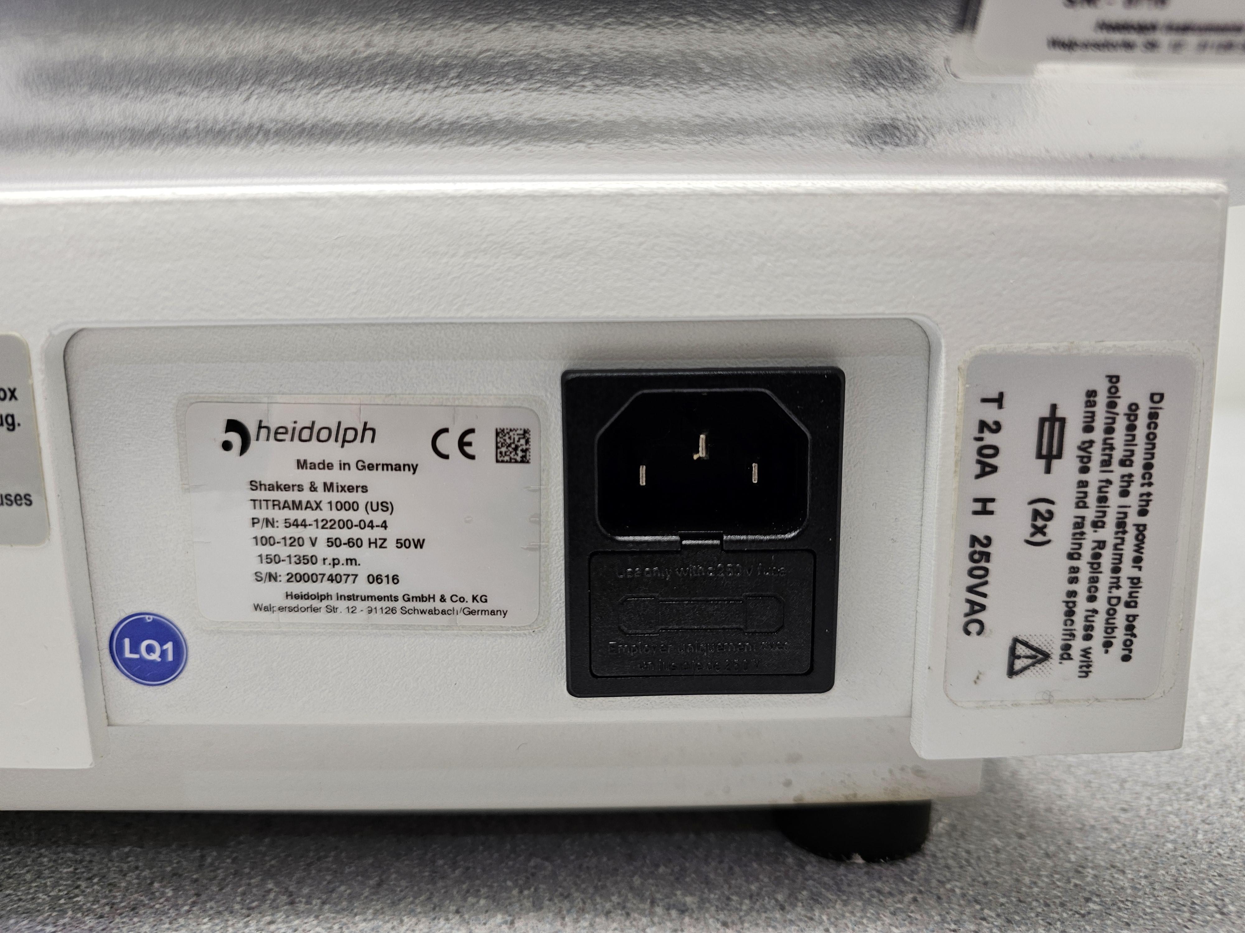 Heidolph Titramax 1000 Vibrating Incubator Shaker 1350 RPM 6 Plate Capacity