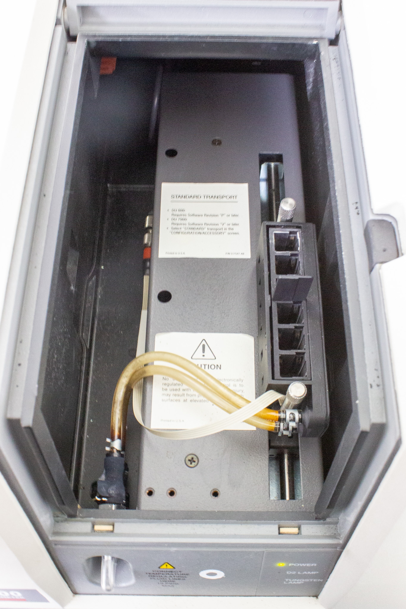 Beckman DU 800 UV-Vis Spectrophotometer PC-Controlled 6 Cell Holder 1.8nm