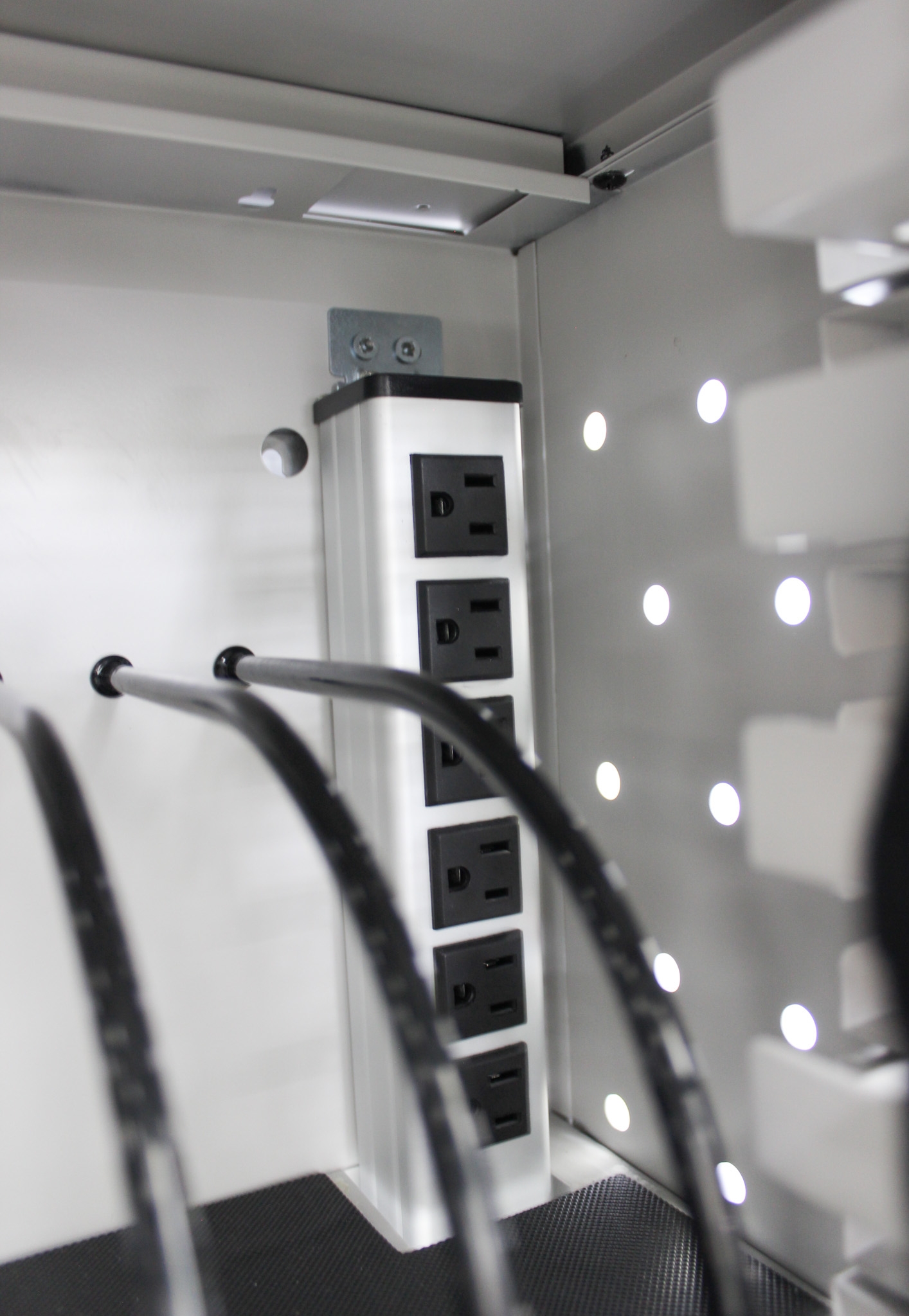 Luxor 12 Tablet Vertical Charging Cabinet Wall Mounted Secure Organize