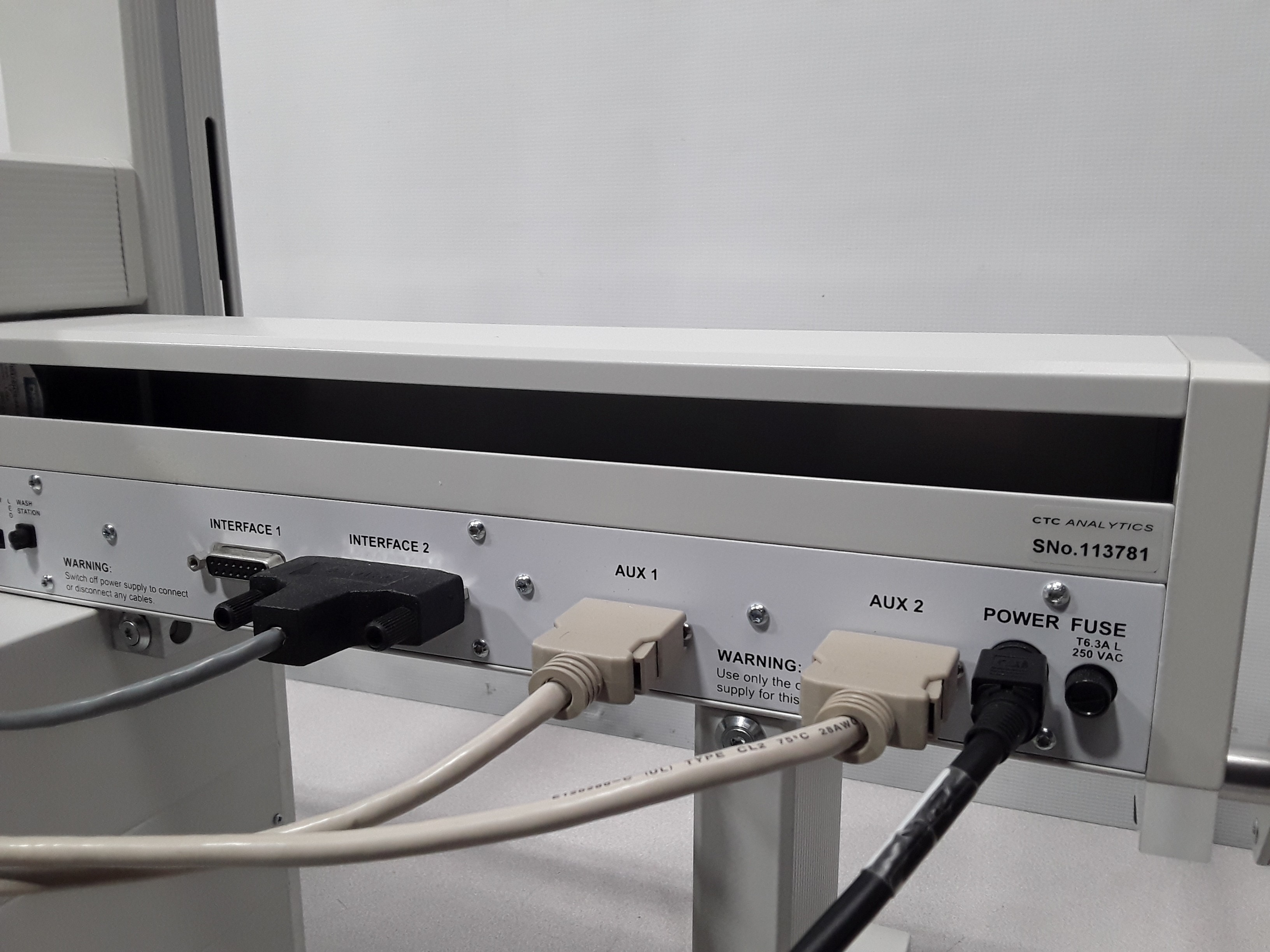 Thermo CTC MXY01-01 HPLC Autosampler 120V 220V Connects Chromatographs