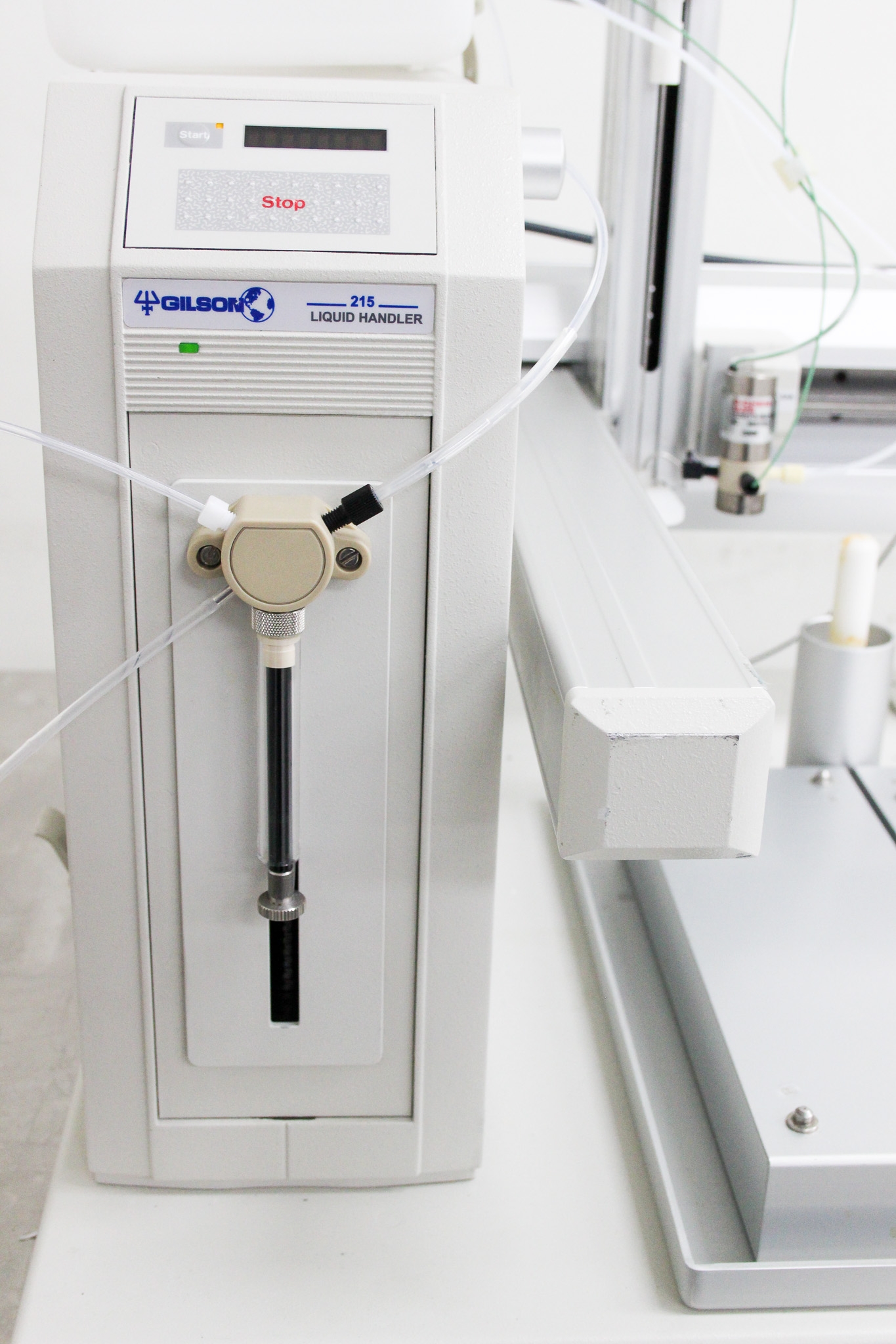 Gilson Nebula 215 Liquid Handler Automated High-Throughput Sample Transfers