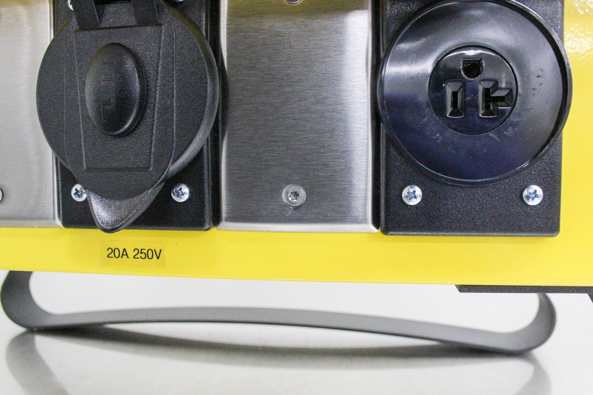 CEP 6506-GU SF-6 Power Distribution Unit Portable Temp Box GFCI 50 Amps