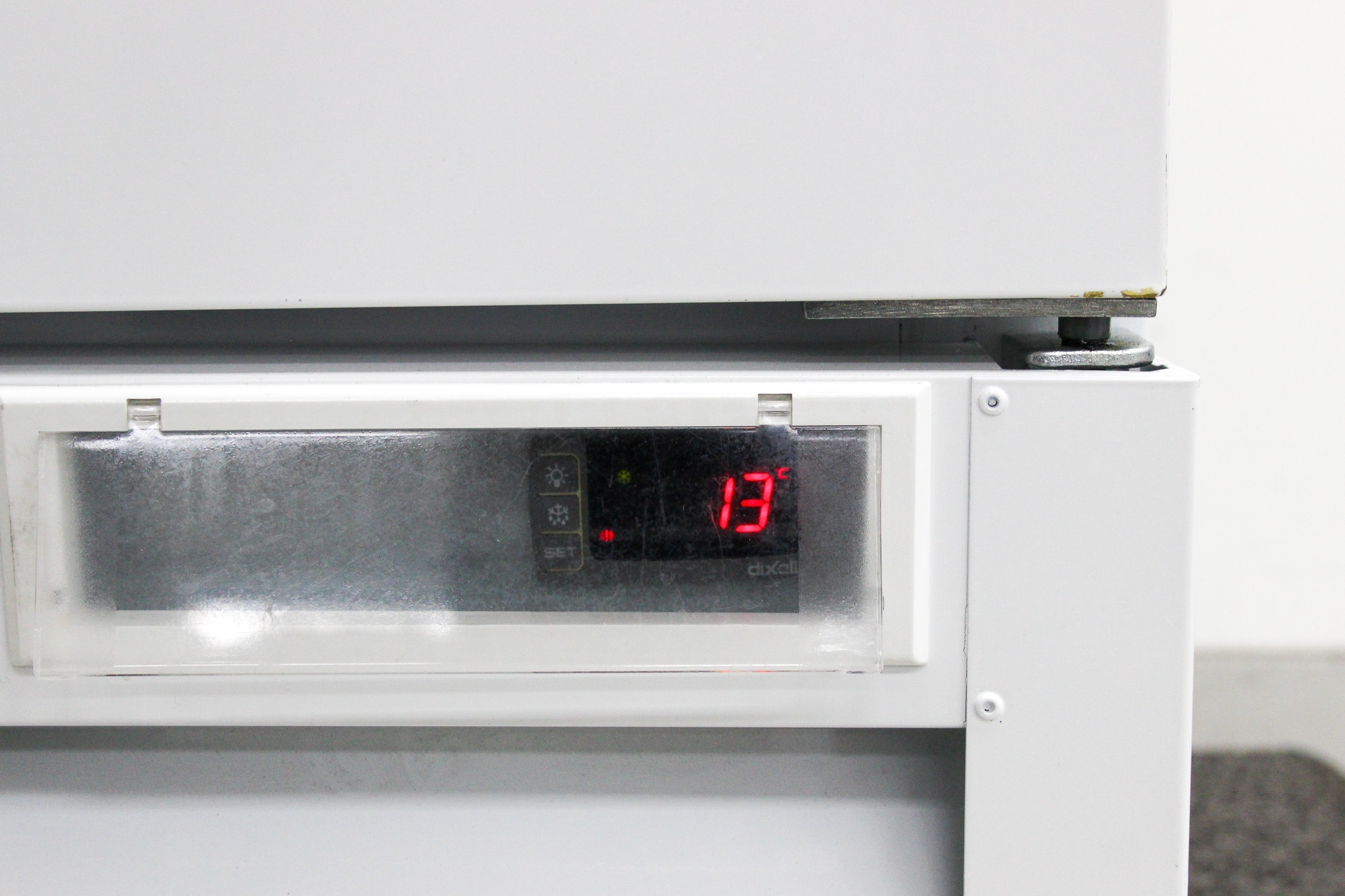 VWR SLV-26 Laboratory Refrigerator 26 Cu Ft Digital Temp Control 1-10 C