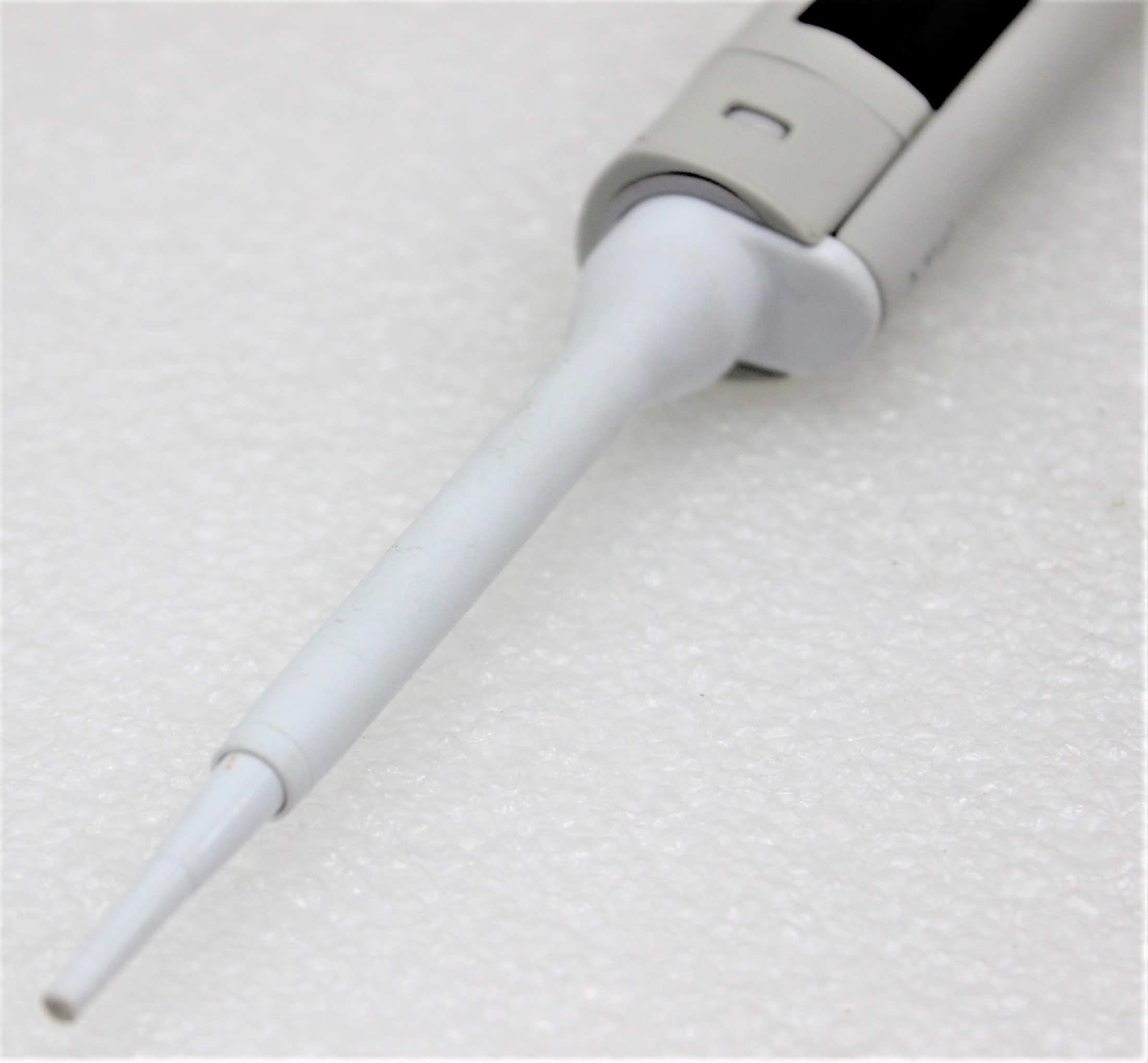 Thermo Finnpipette 2-20uL Pipettor Single Channel Manual 4500 Micropipetting