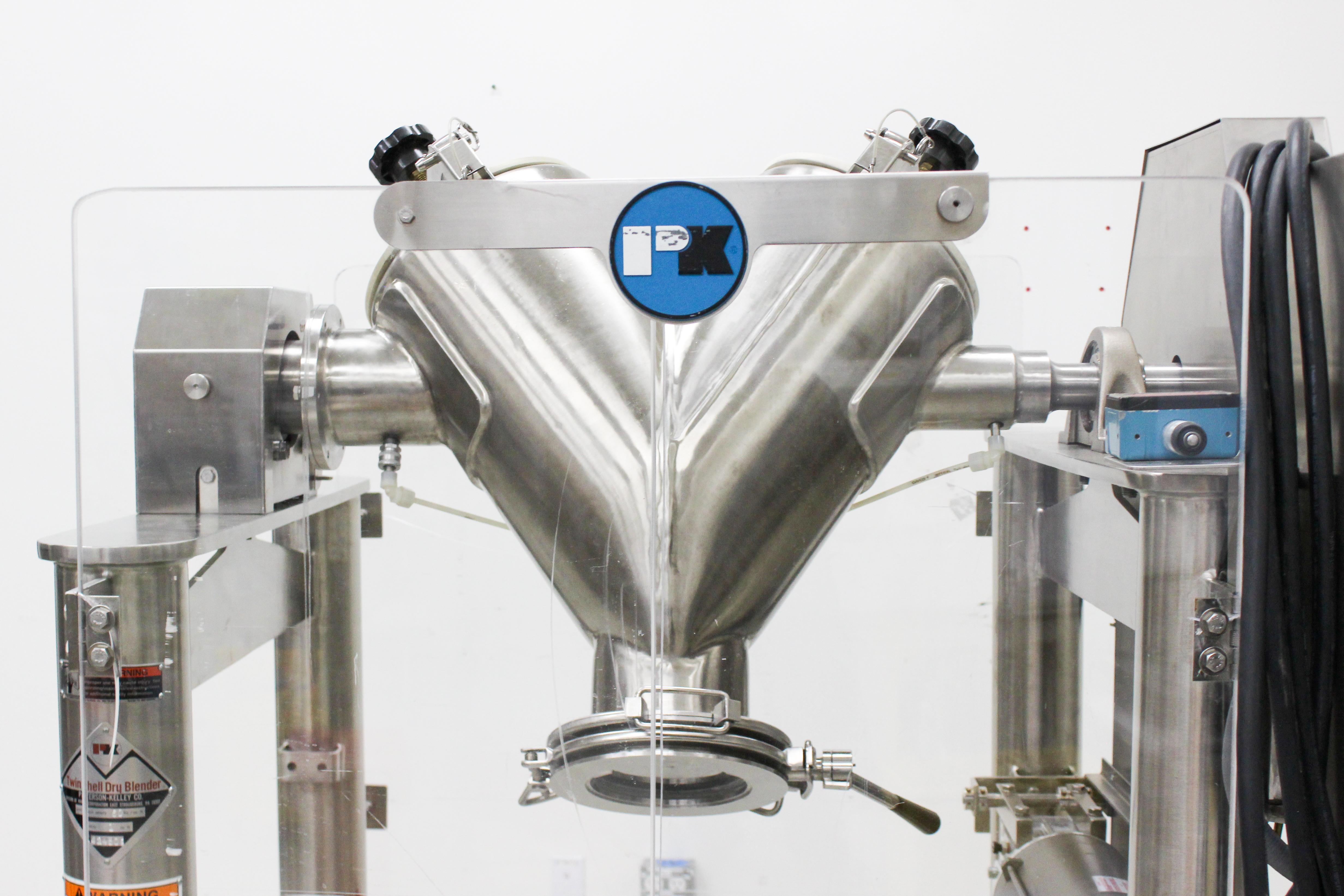 Patterson Kelley Twin Shell Dry Blender 1 Cu Ft 60 lb V-Shaped Efficient Mixing