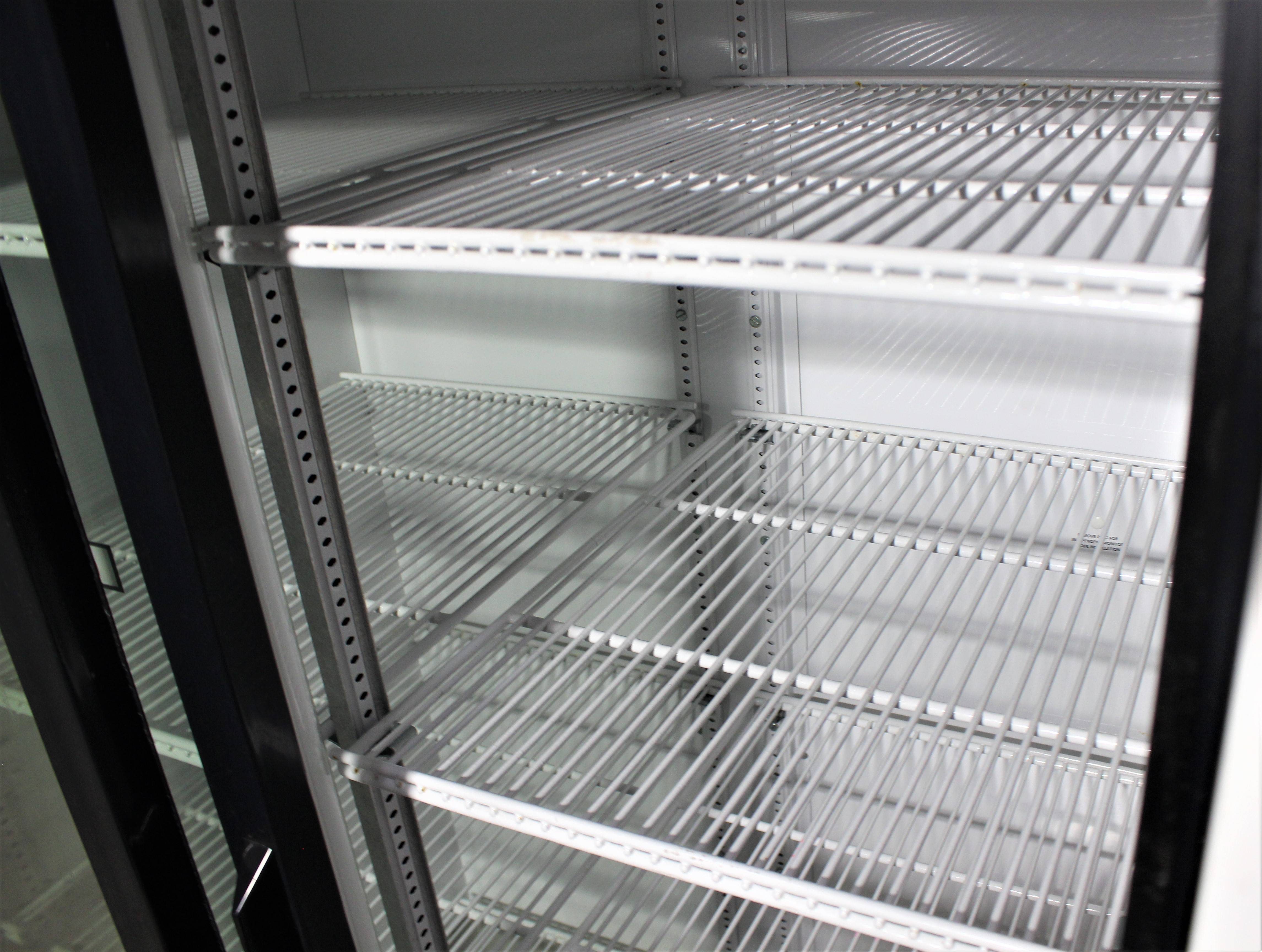 VWR SCLP-33 Laboratory Refrigerator Dual Slide Doors 33 Cu Ft Capacity 1C-10C