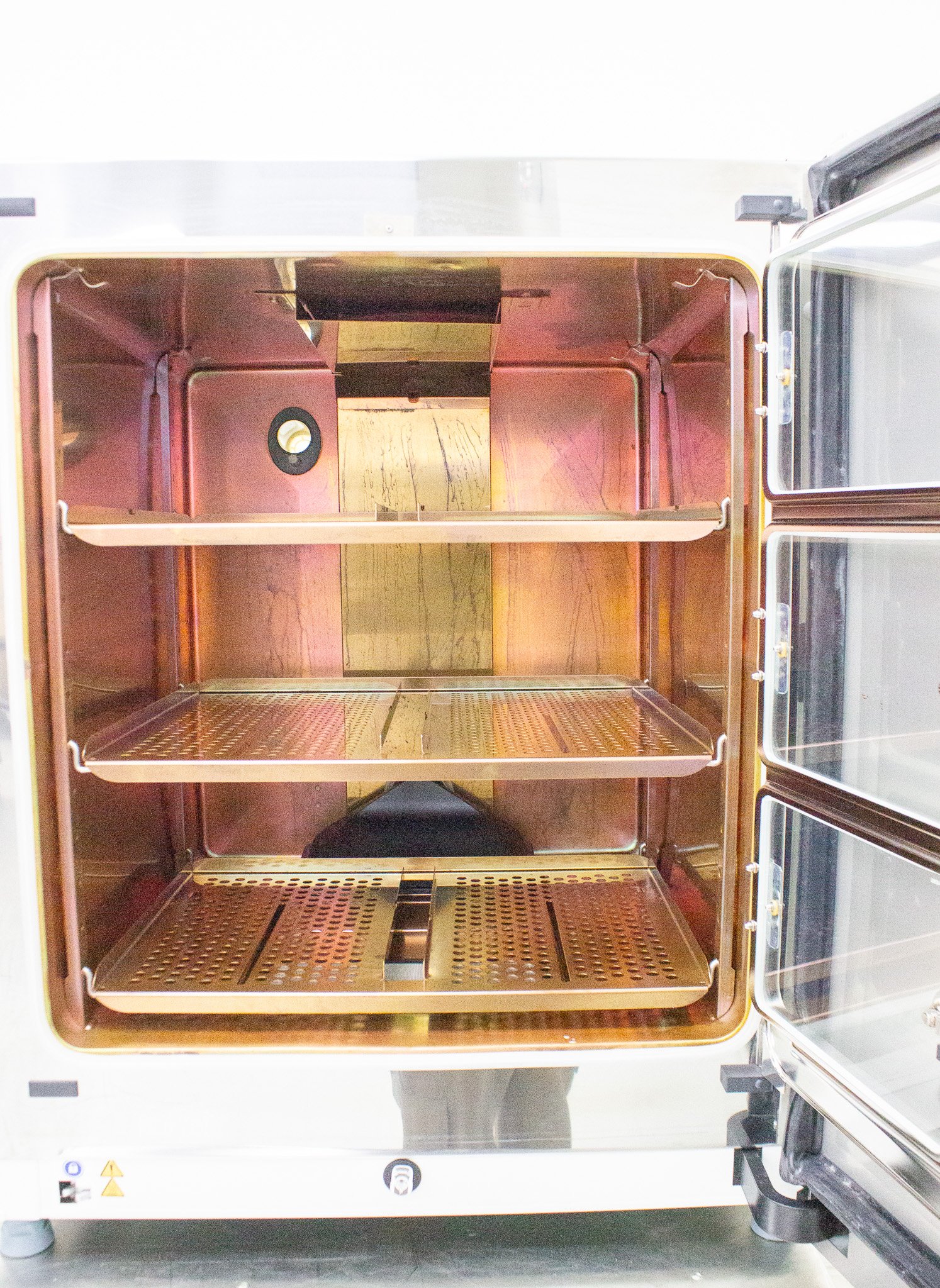 Thermo HERAcell Vios 250i Incubator CO2 255L Stainless 1-20% CO2 Used 2021