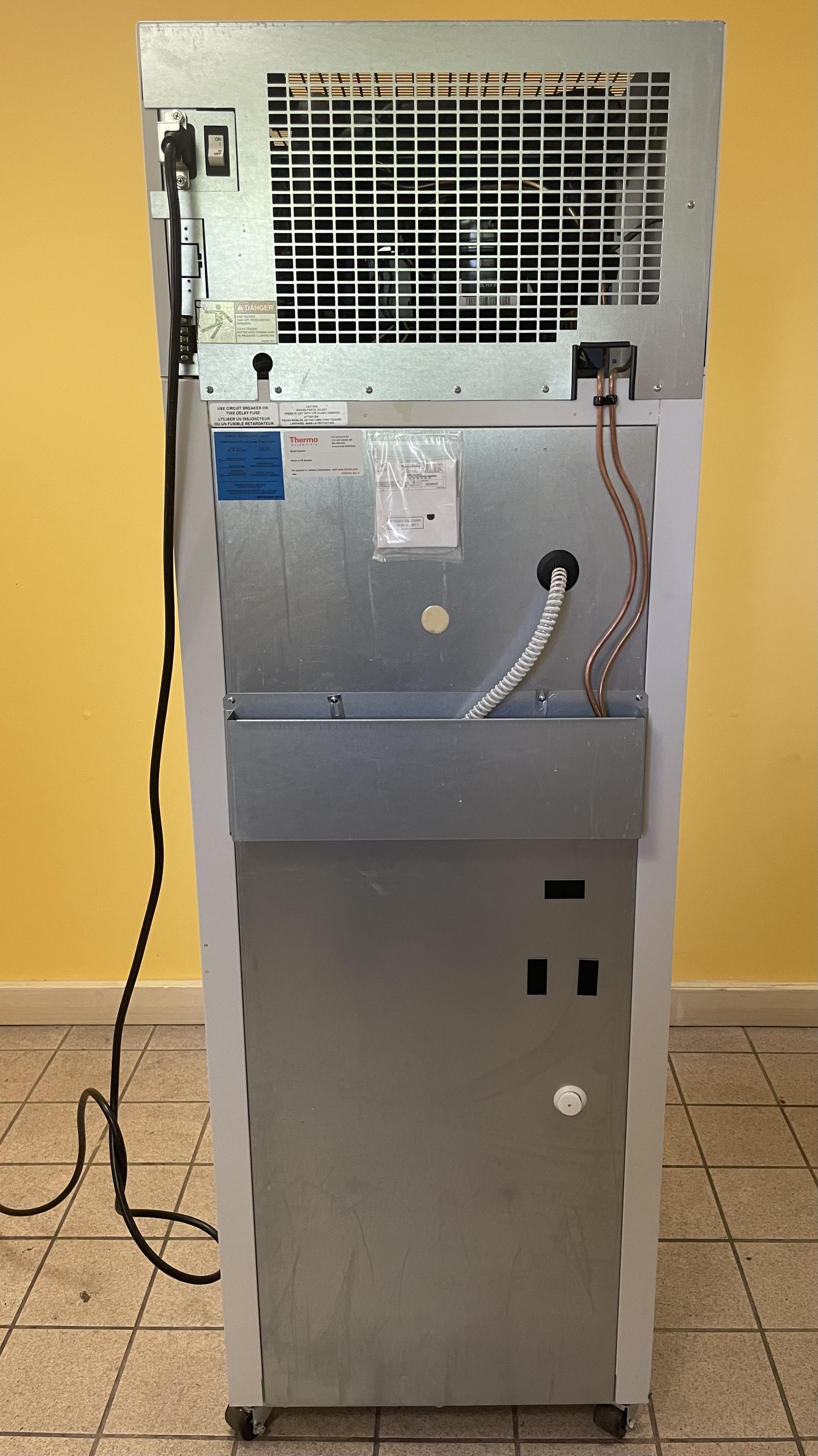 Revco RGL1204A Refrigerator Laboratory 11.5 cu ft 1-8C Adjustable Temp