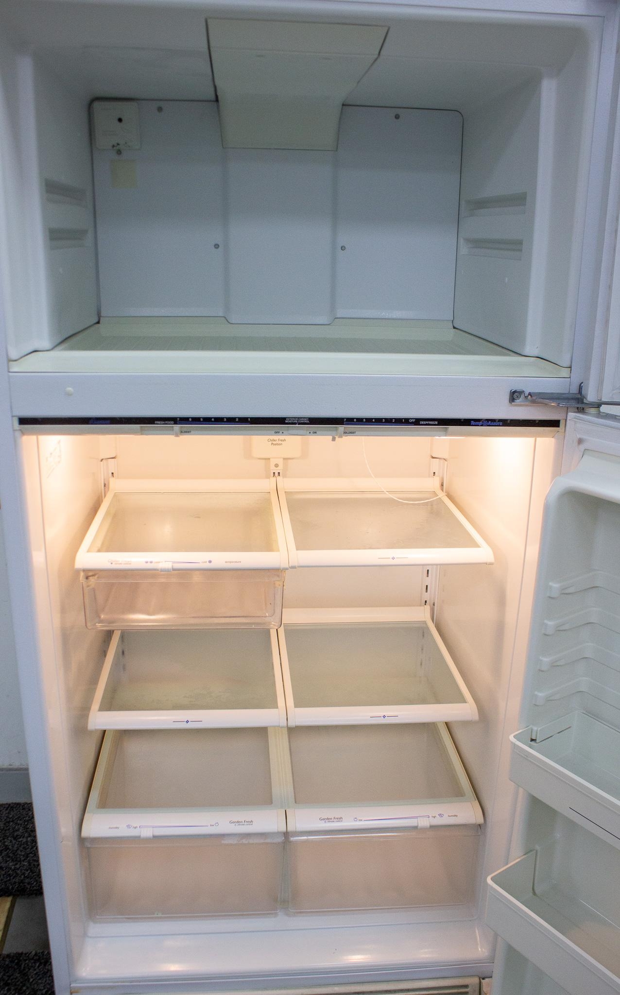 Amana TH21TW Freezer Refrigerator Dual-Zone 19.1 Cu.Ft. 120V 60Hz USA