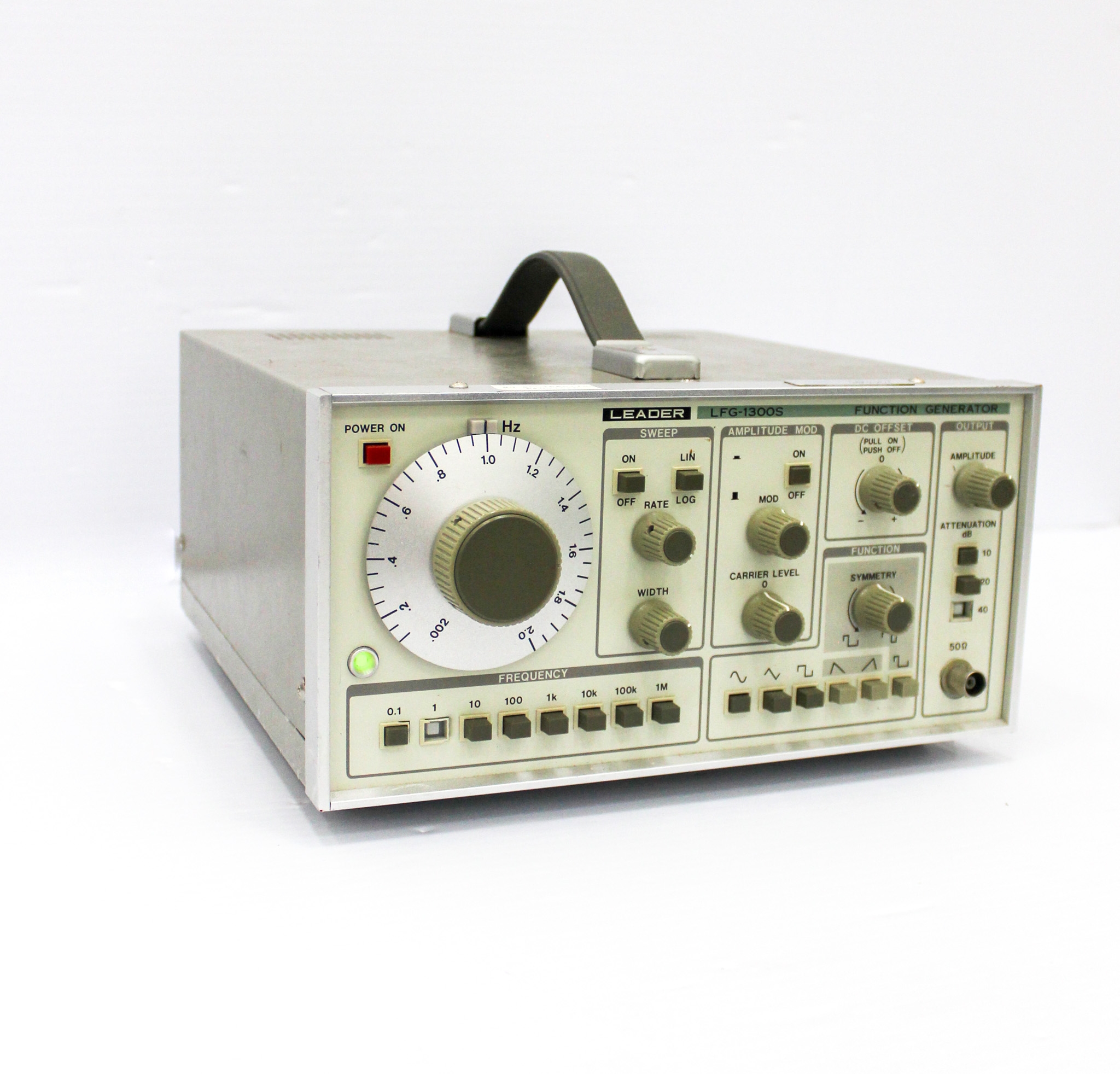 Tracor LFG-1300S Signal Source Function Generator 0.02Hz-2MHz Used