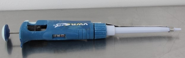VWR Pipettor Single Channel 0.5-10uL Precision Autoclavable Used