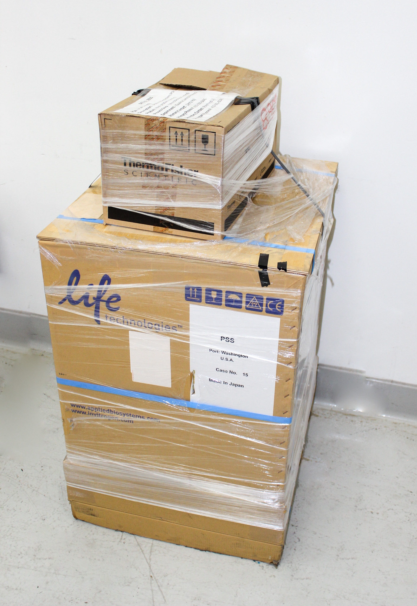 ABI AutoMate Xpress DNA Nucleic Acid Extraction Forensic Sample Analyzer