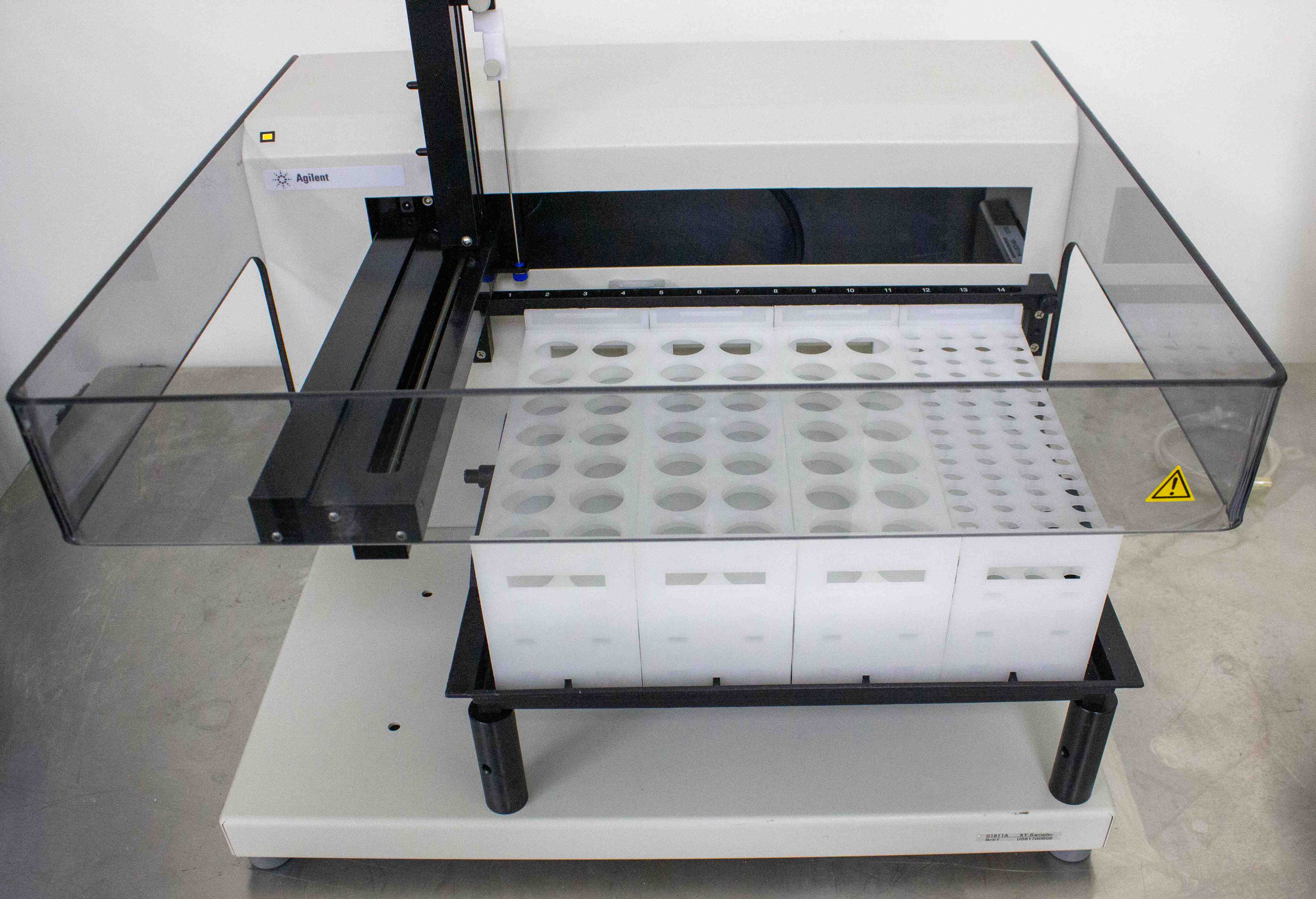 Agilent G1811A Auto Sampler Robotic XY Stationary Racks Automation
