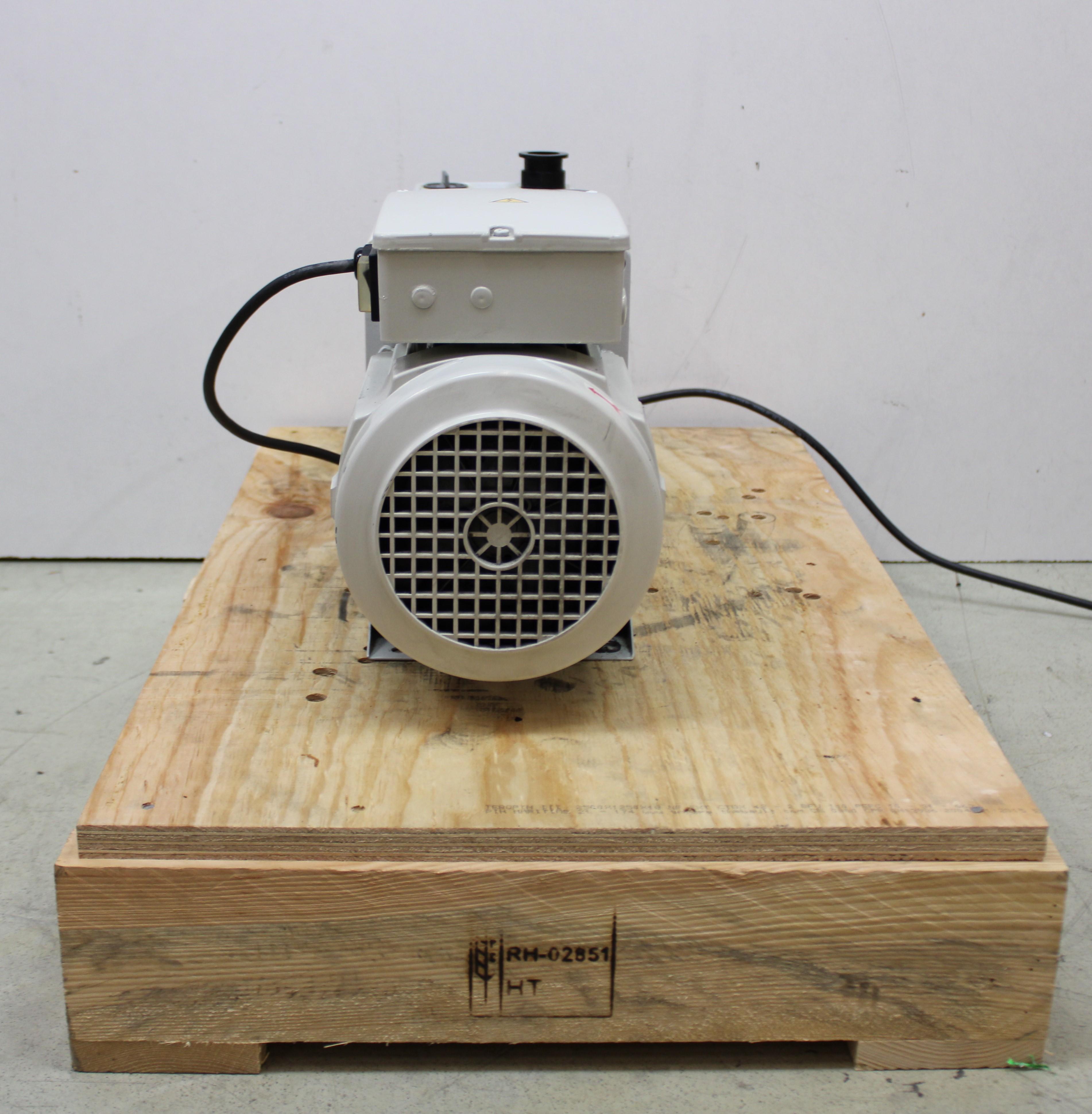 Edwards E2M30 Vacuum Pump Rotary Vane 11.4 cfm 1 Torr For Lab Gas Analysis