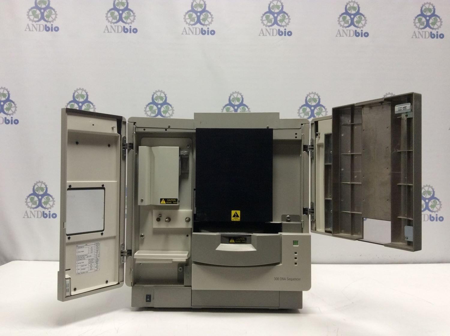 Hitachi ABI Prism PS300 DNA Sequencer For Laboratory Molecular Biology