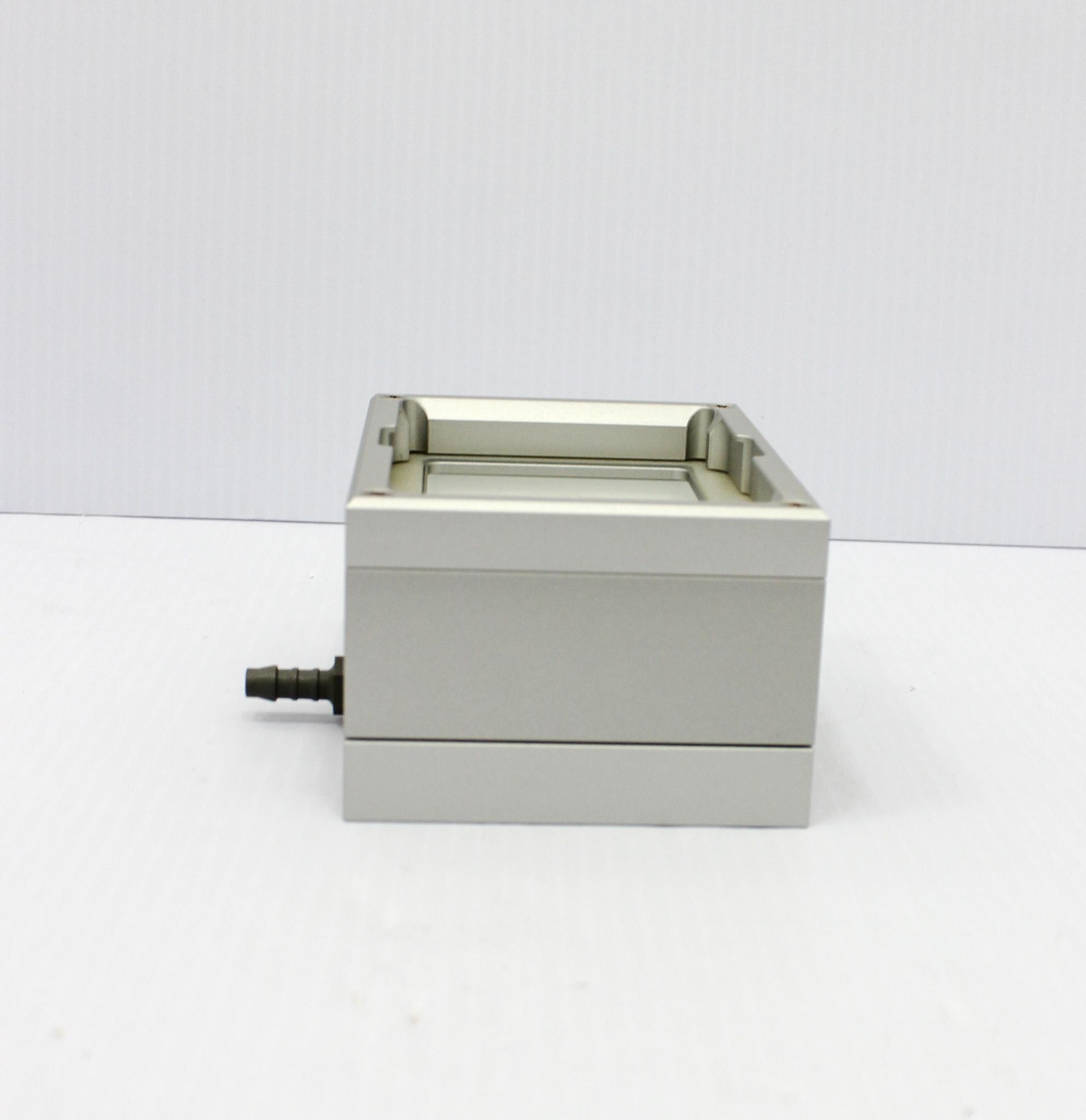 Qiagen QIAVac Multiwell Vacuum Manifold DNA Purification E (Excellent)