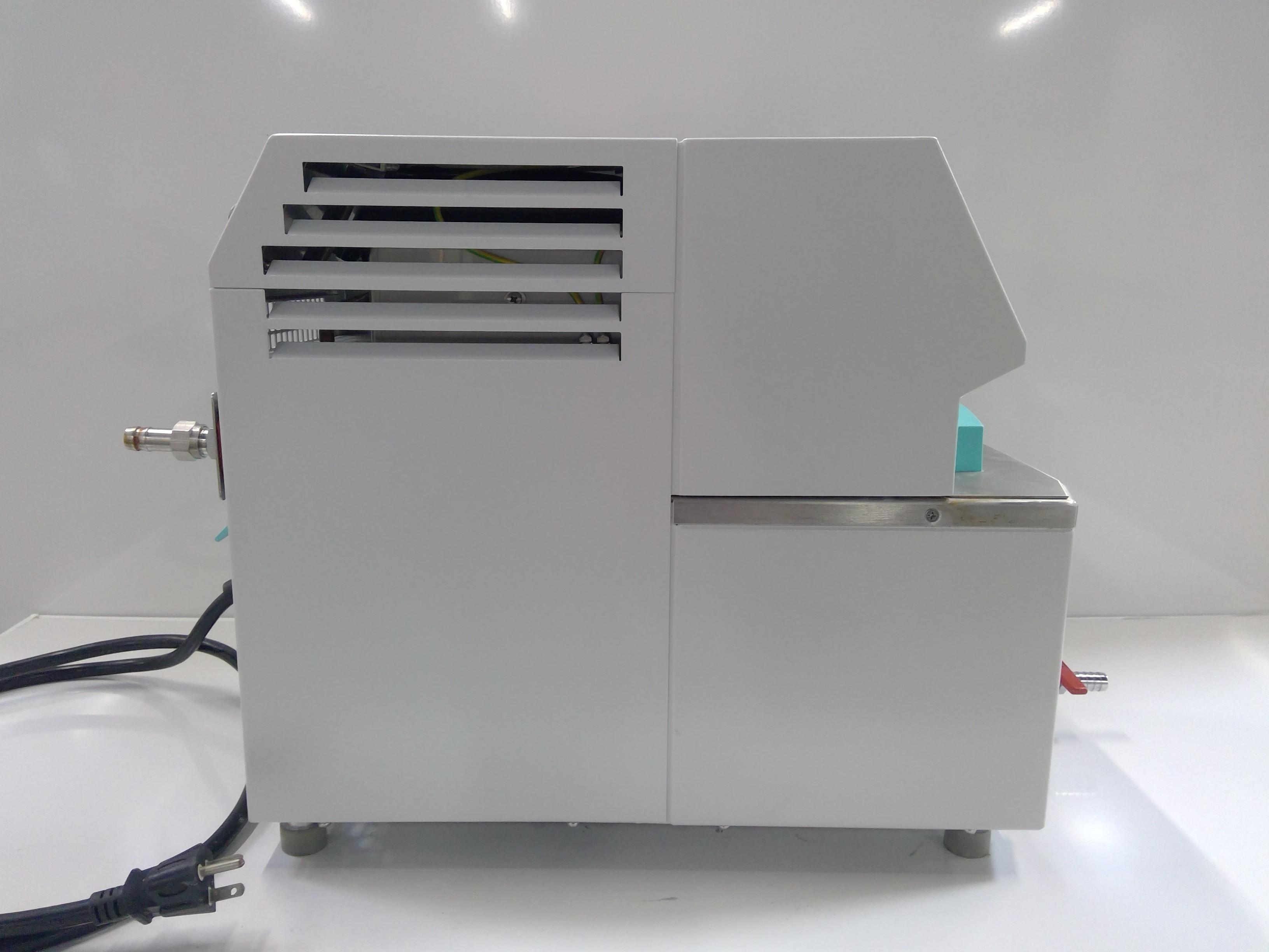 Julabo CF31 Circulator Refrigerated Heating 2kW 115V Compact 10345759