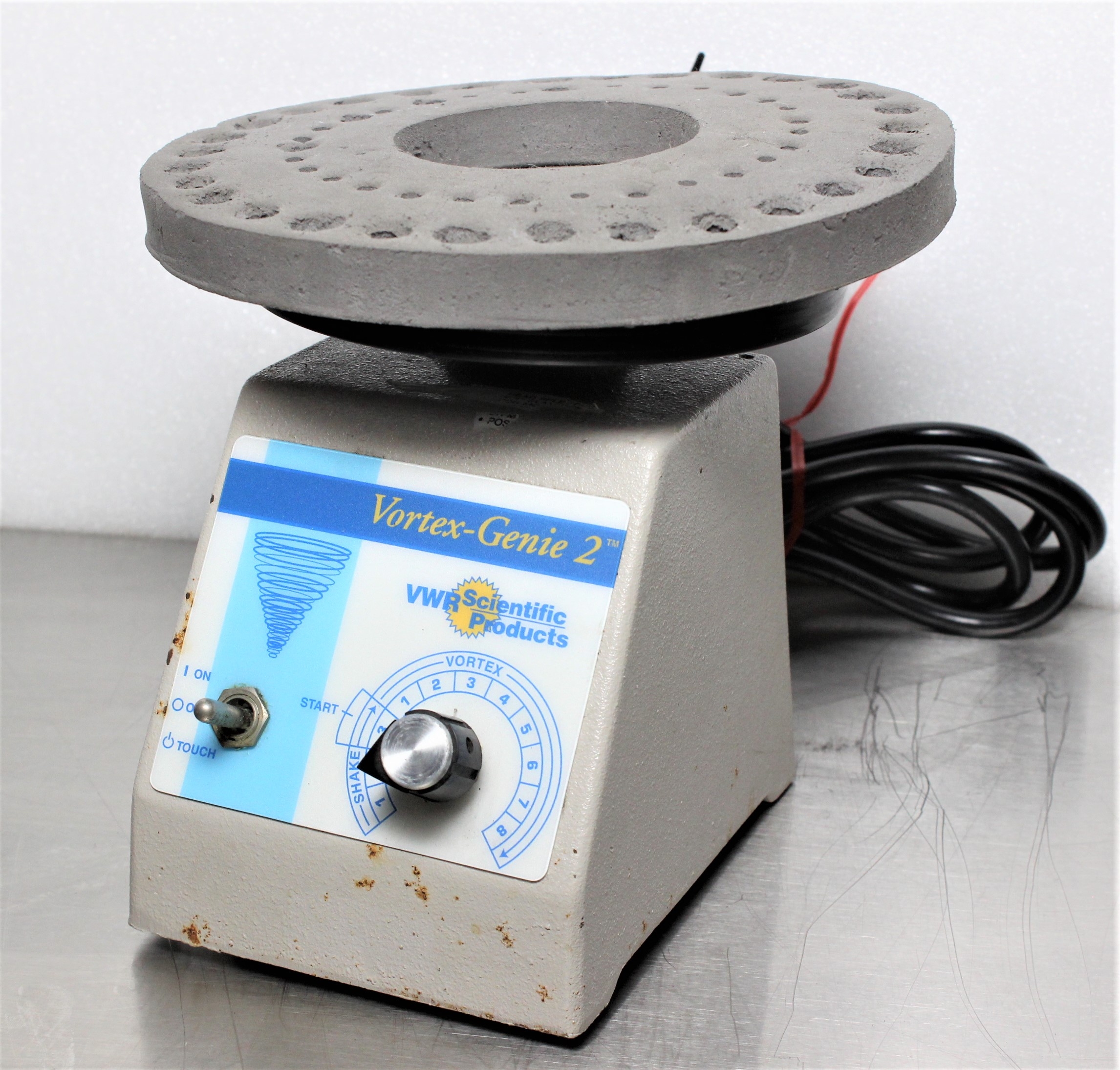 VWR Vortex-Genie 2 G-560 Benchtop Vortexer Rotator Shaker 600-3200 RPM 120V 60Hz