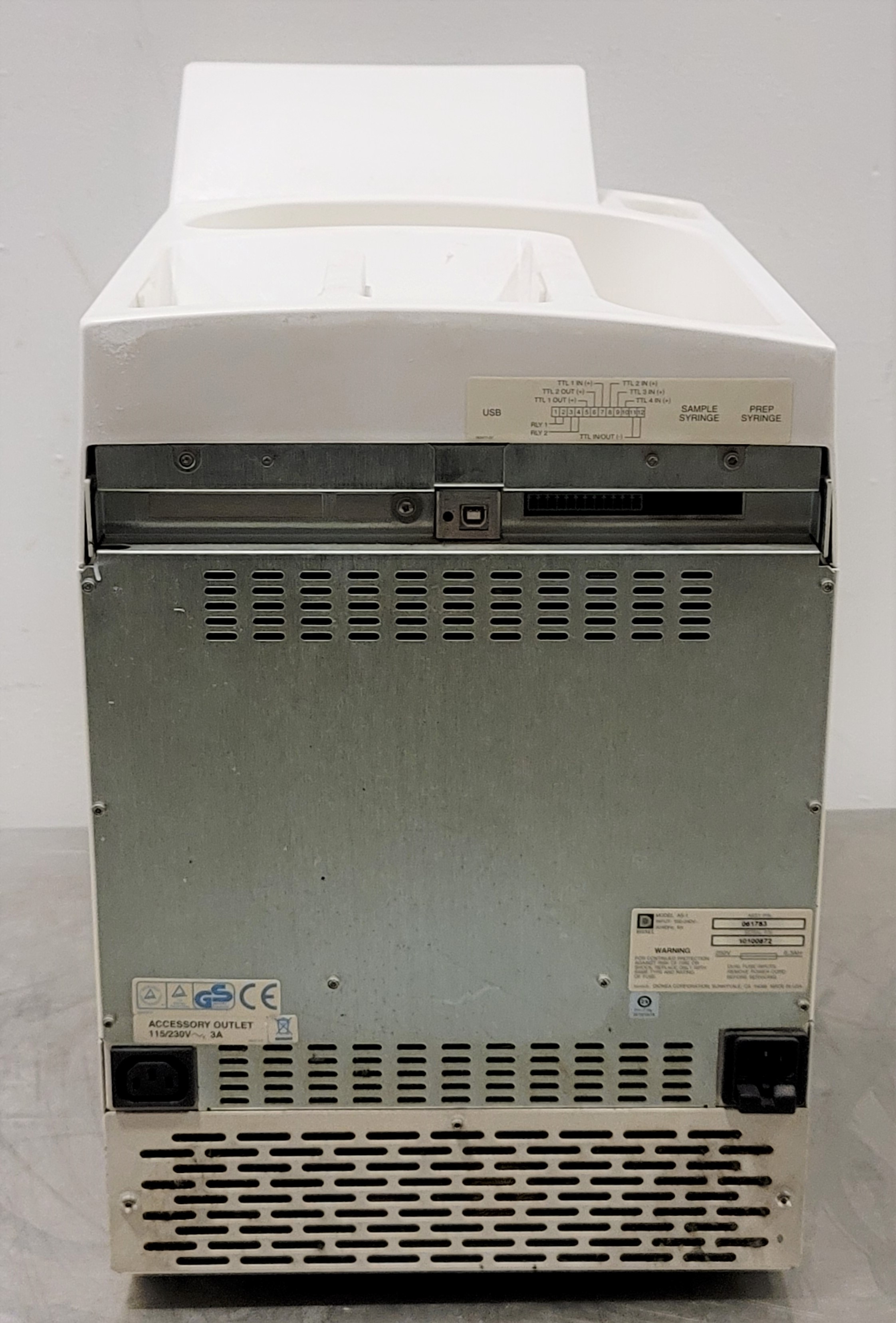Dionex AS-1 061783 Autosampler HPLC Injects 1-8000 µL Precise Delivery