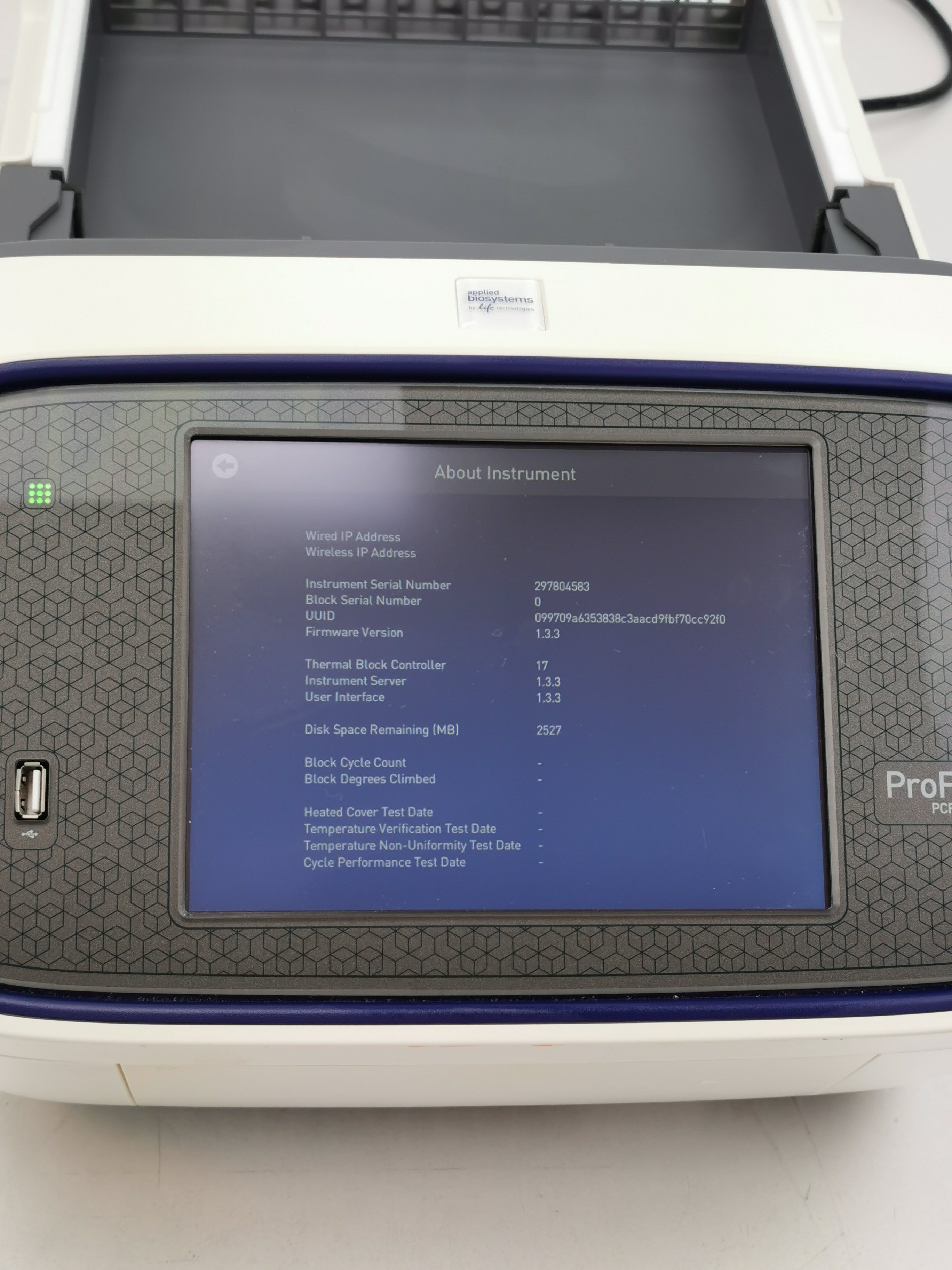 Applied Biosystems ProFlex PCR Thermal Cycler 0-100C Turn-Key in Use